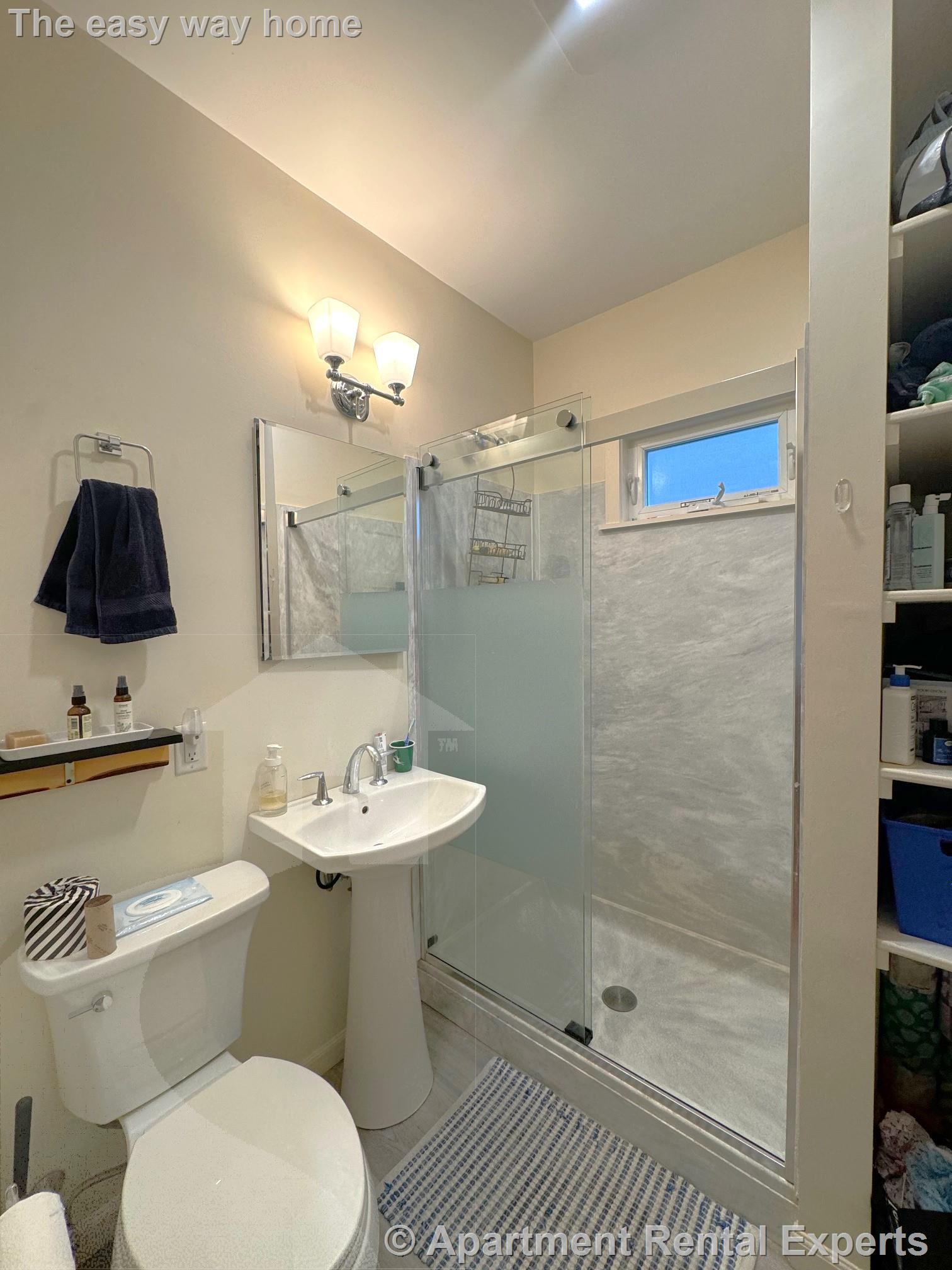 28 Lexington Ave, Davis Square