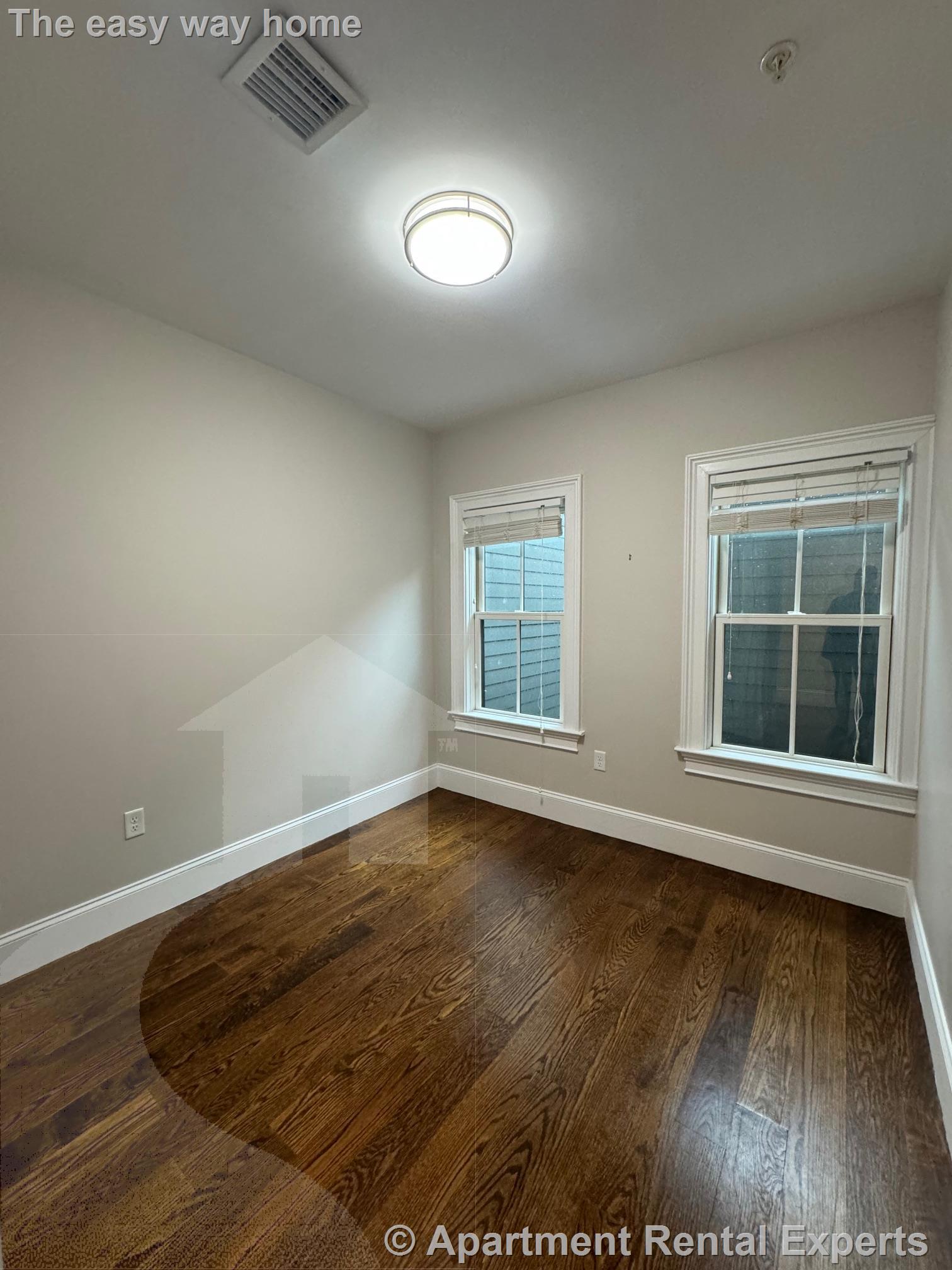 124 Columbia St, Central Square