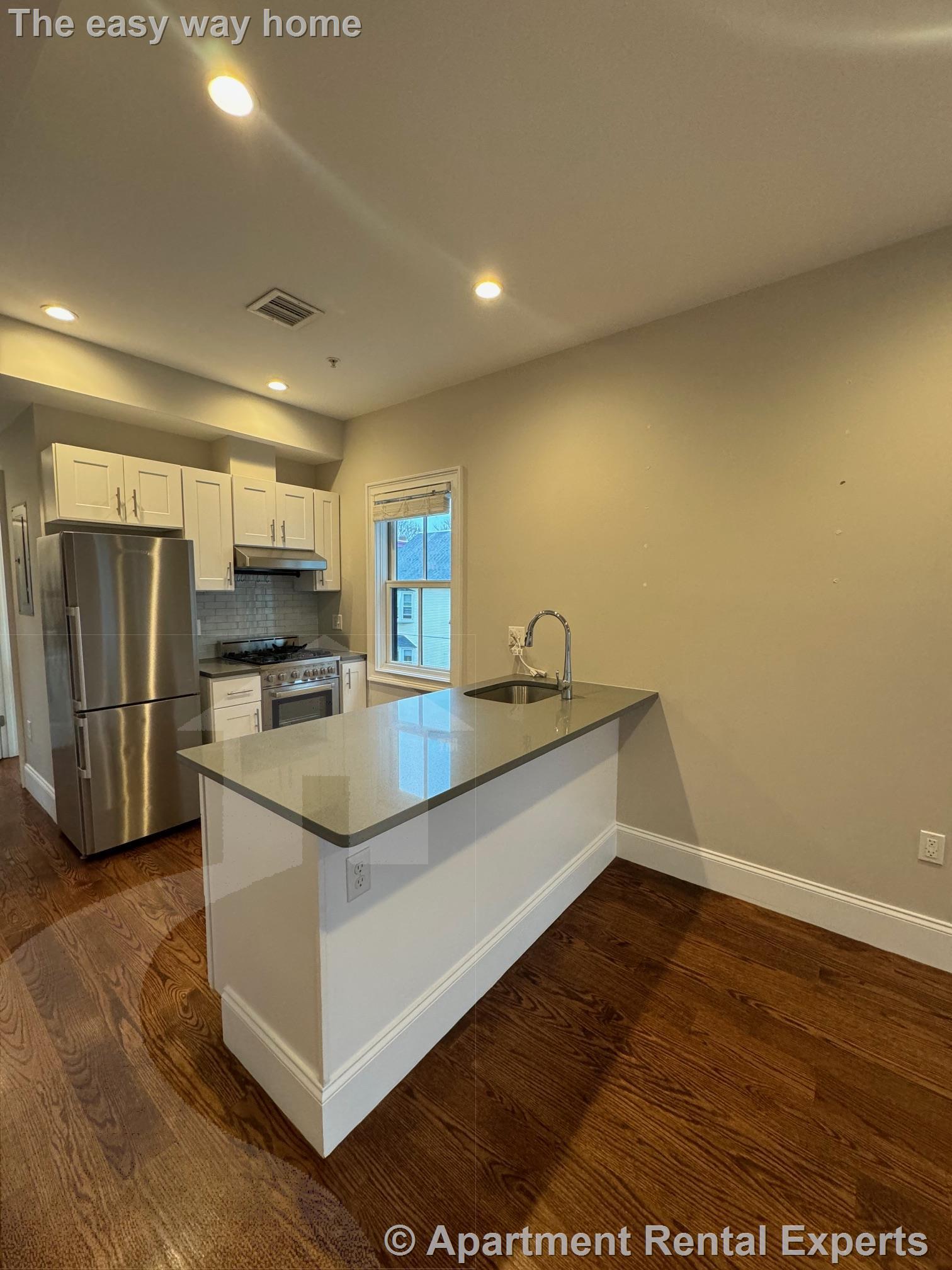 124 Columbia St, Central Square