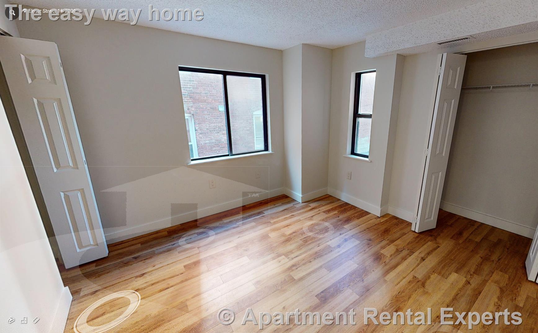 16 Elmer St, Riverside