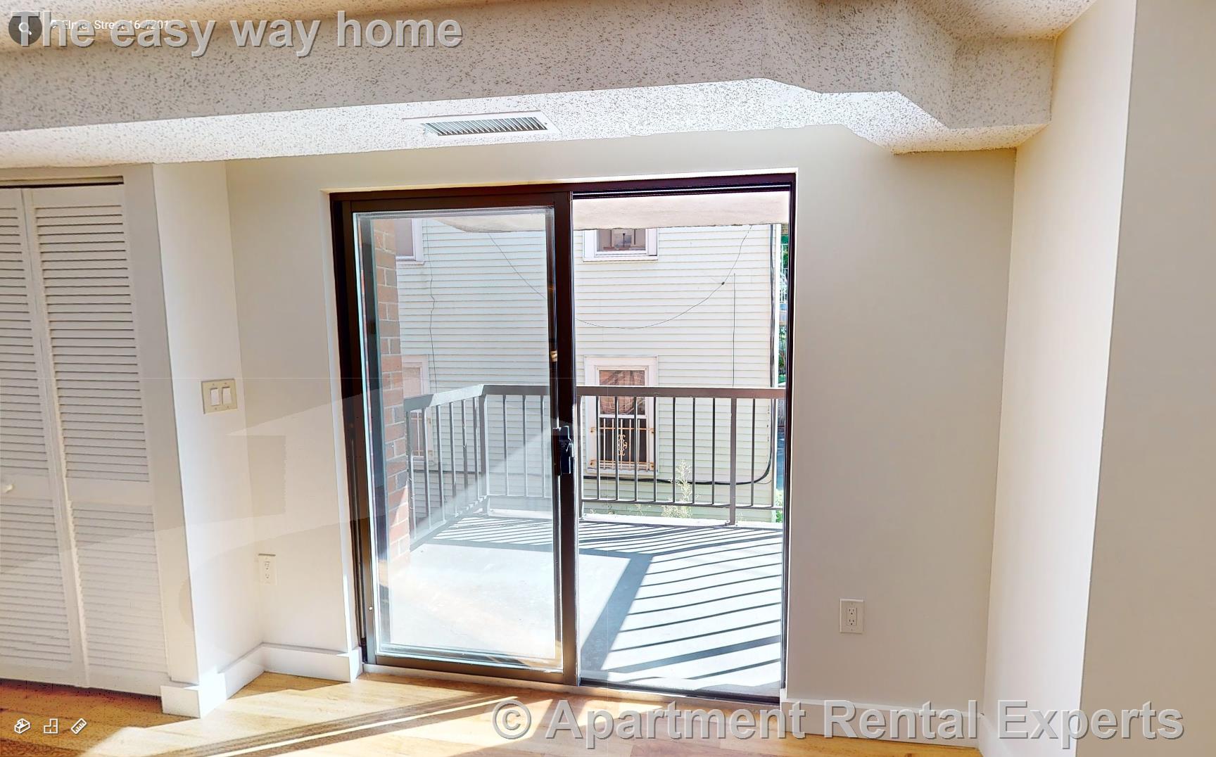 16 Elmer St, Riverside