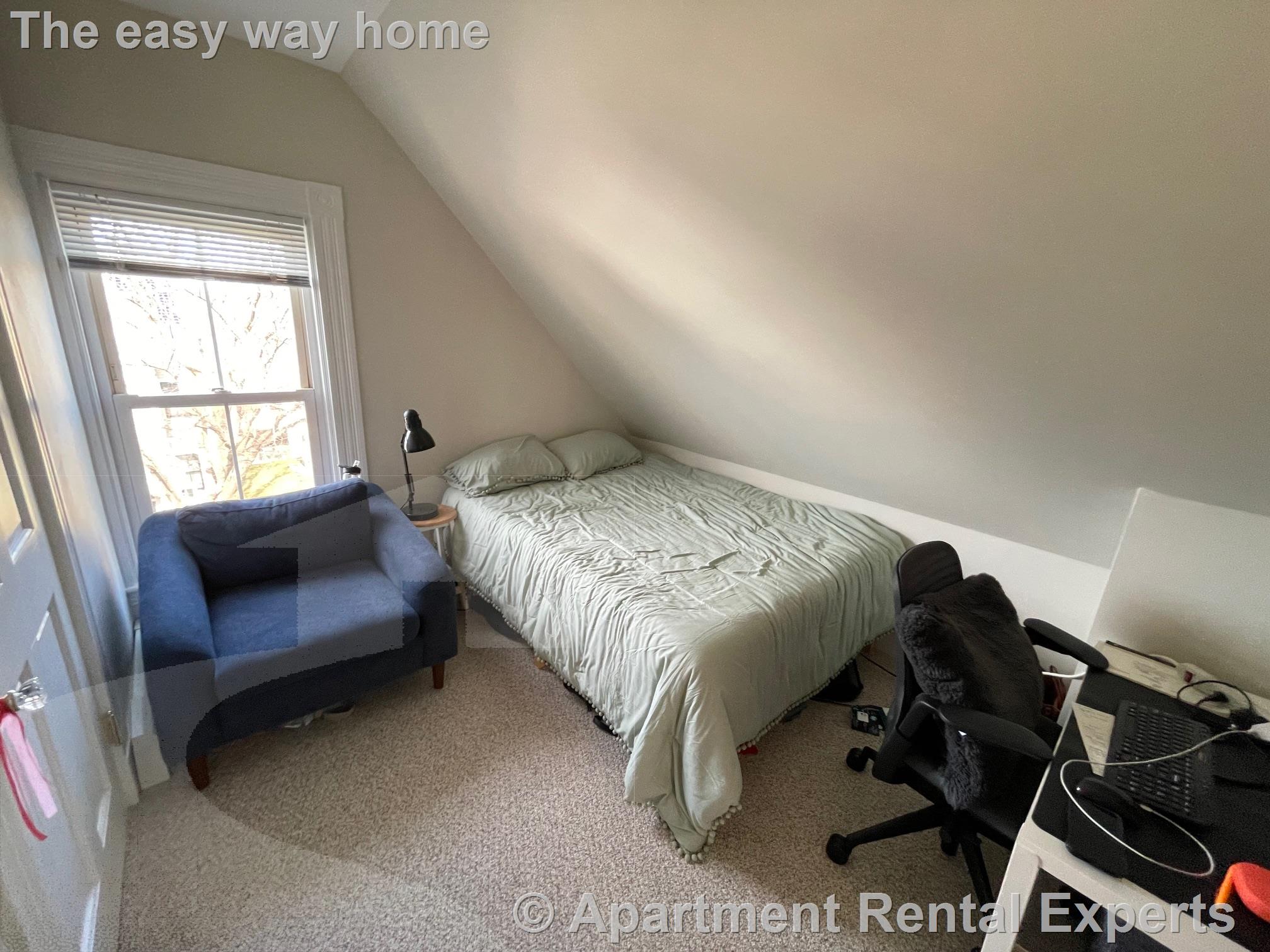 53 Chandler St, Davis Square