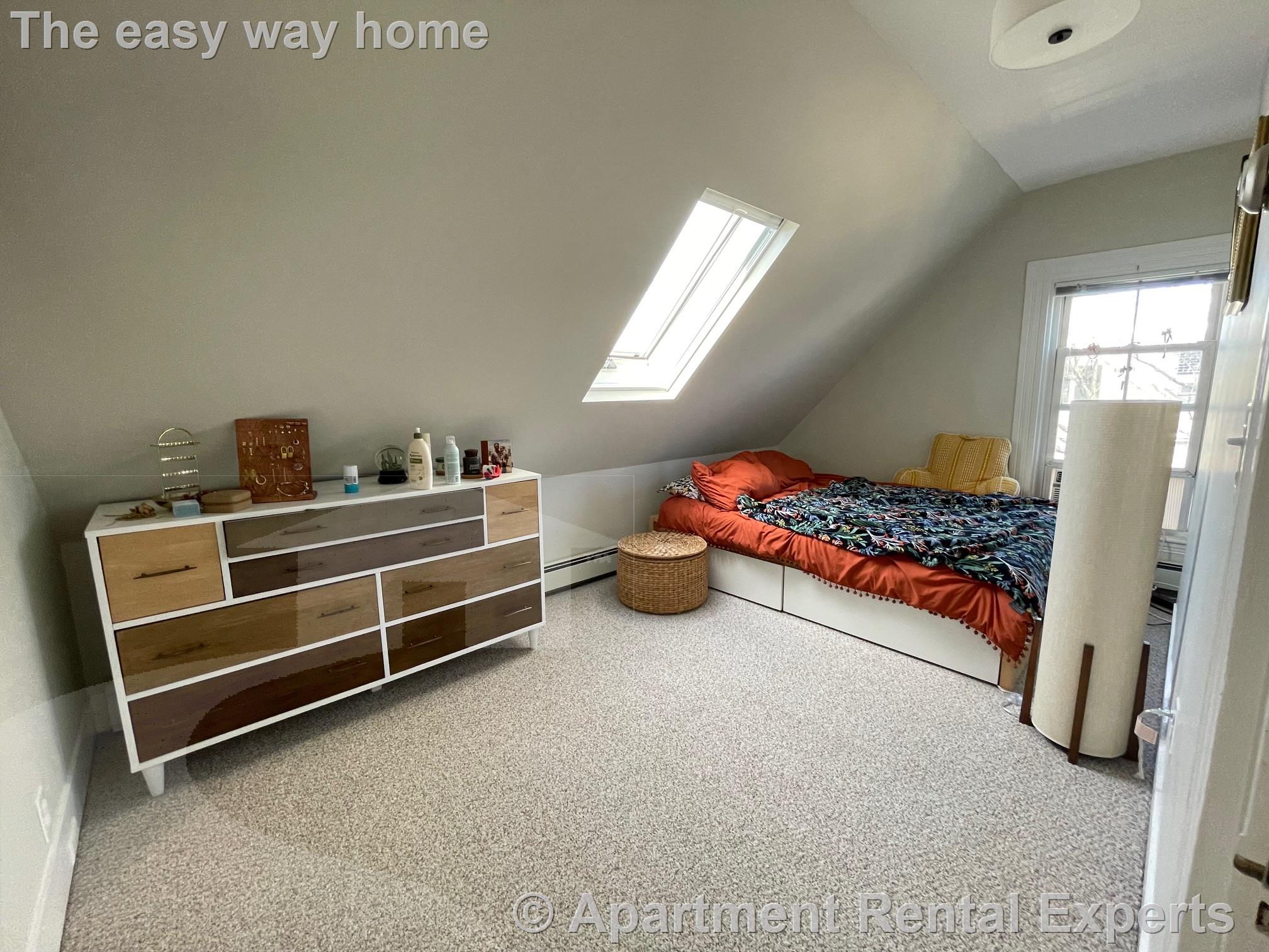 53 Chandler St, Davis Square