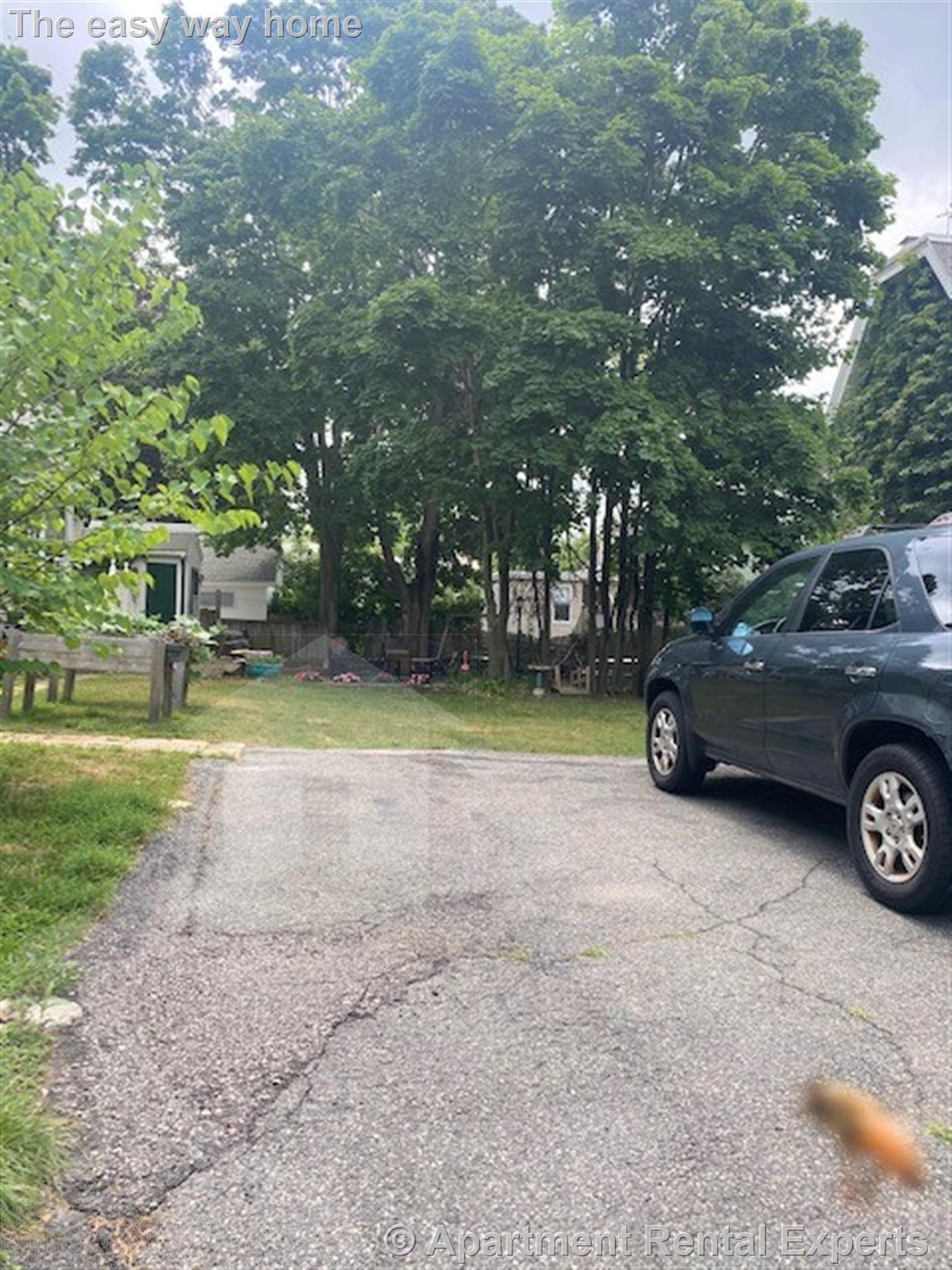 53 Chandler St, Davis Square