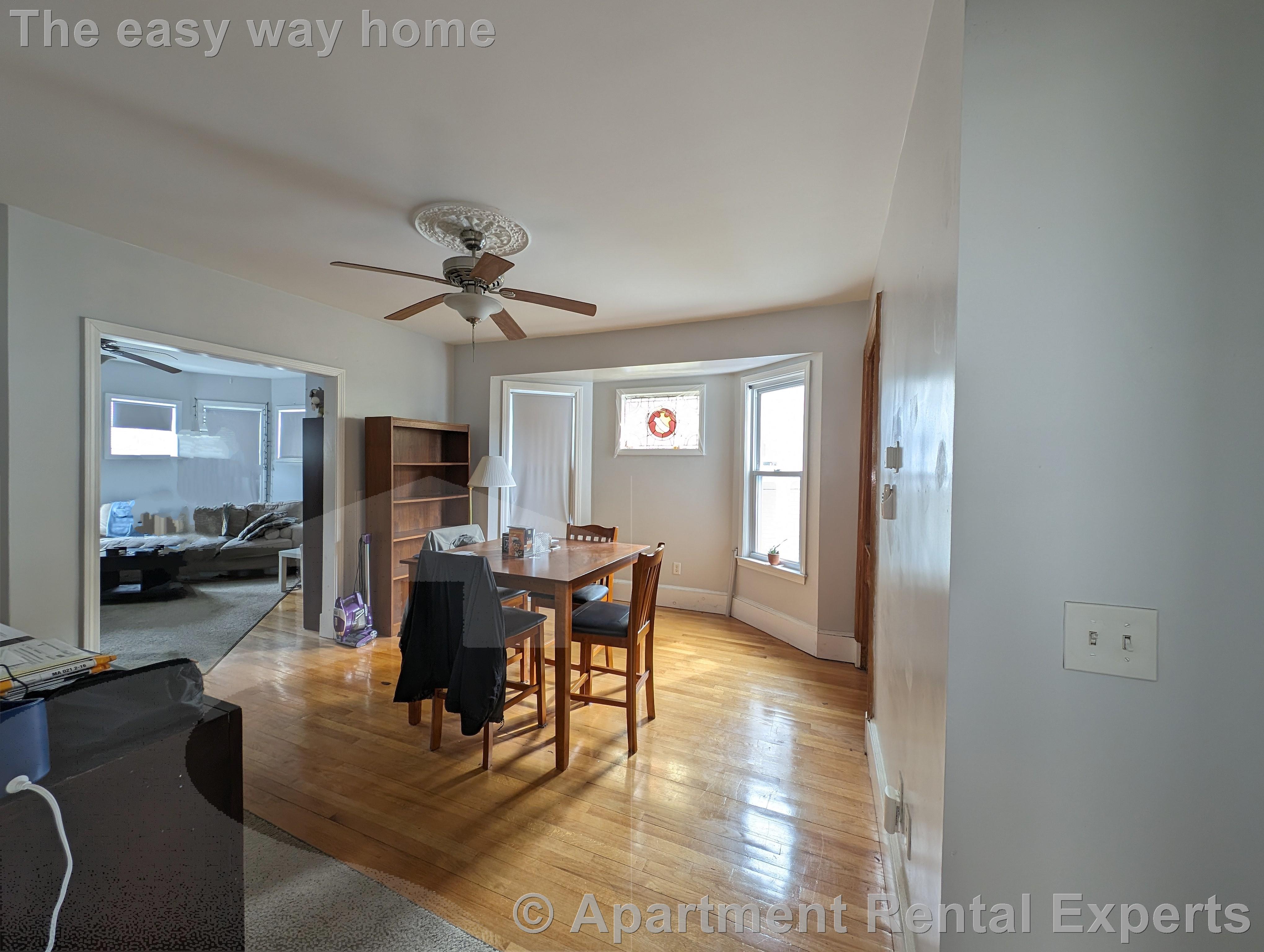 8 Gilman Ter, Winter Hill