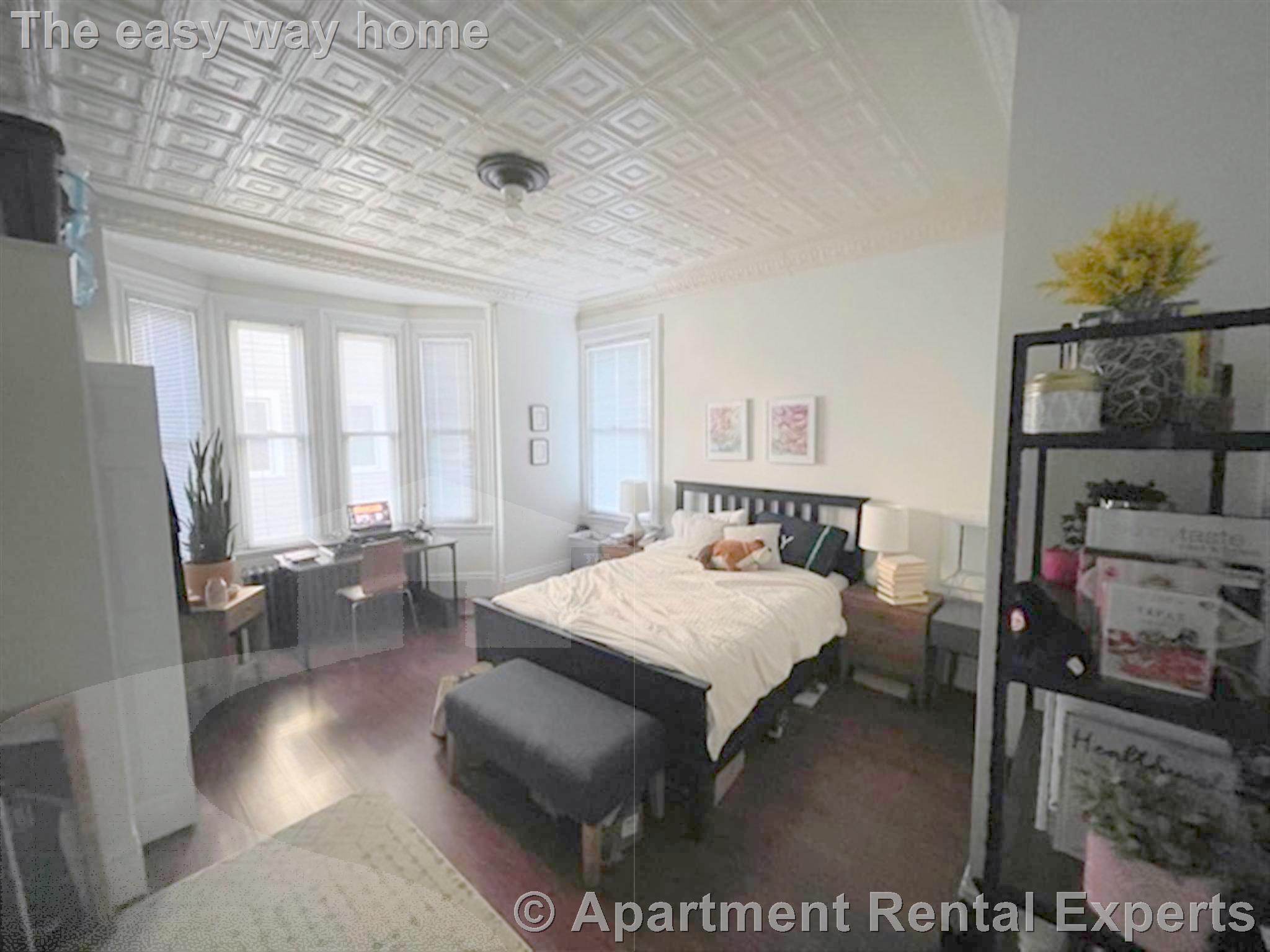 18 Grand View Ave, Prospect Hill