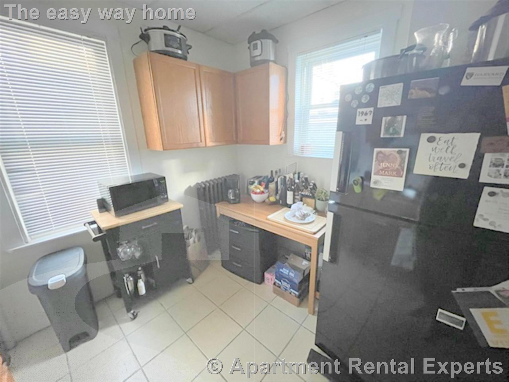 18 Grand View Ave, Prospect Hill