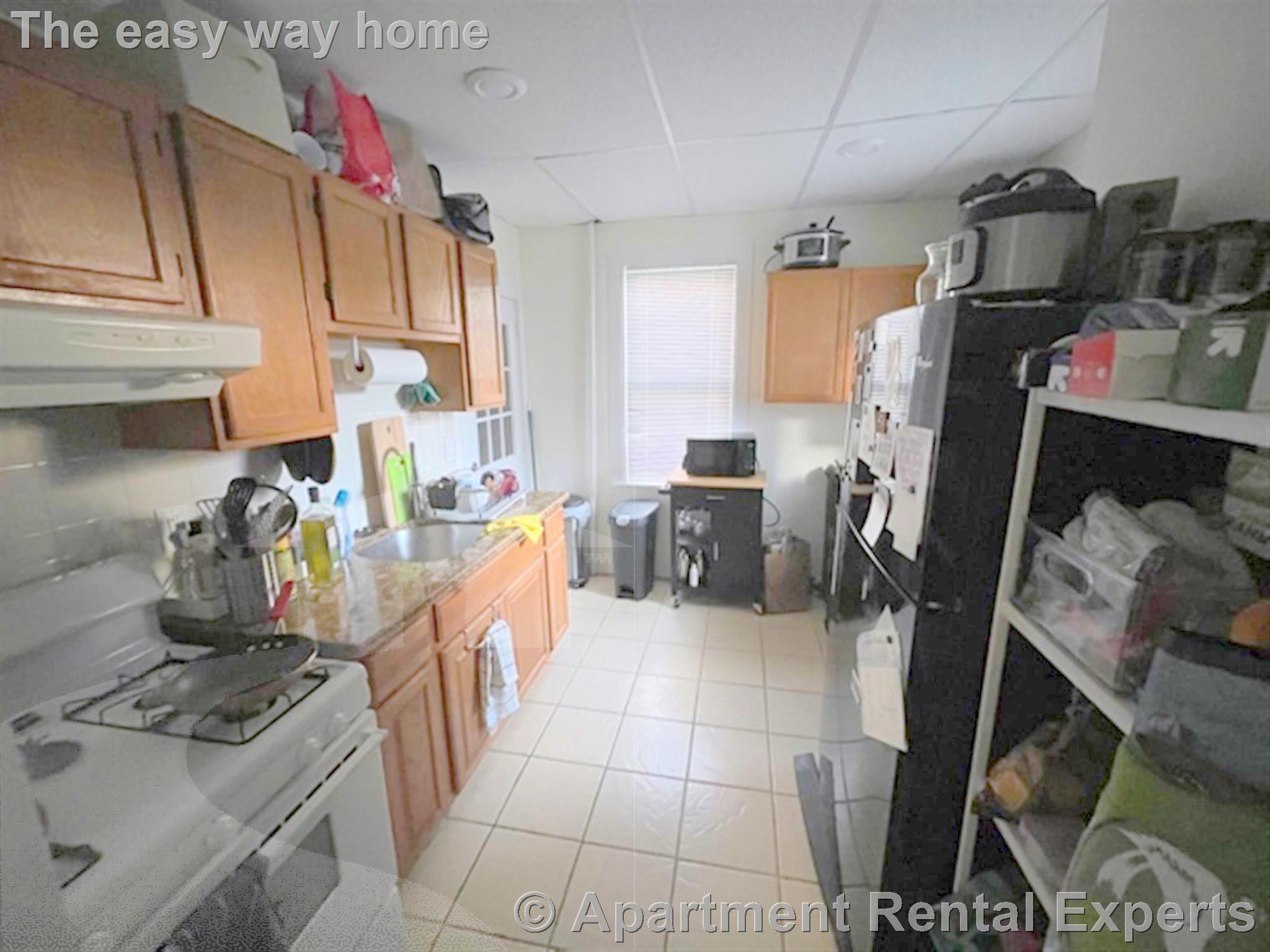 18 Grand View Ave, Prospect Hill