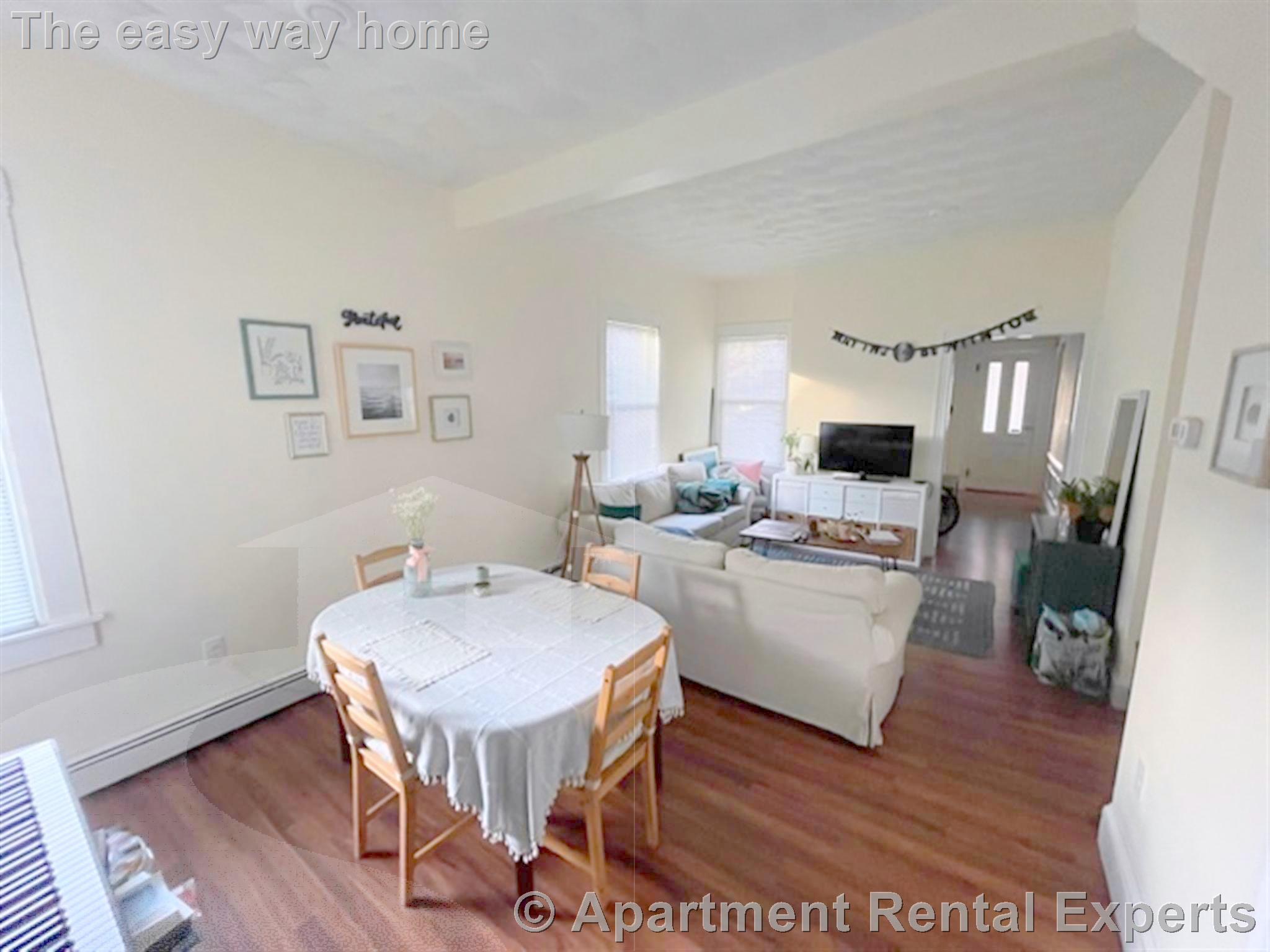 18 Grand View Ave, Prospect Hill