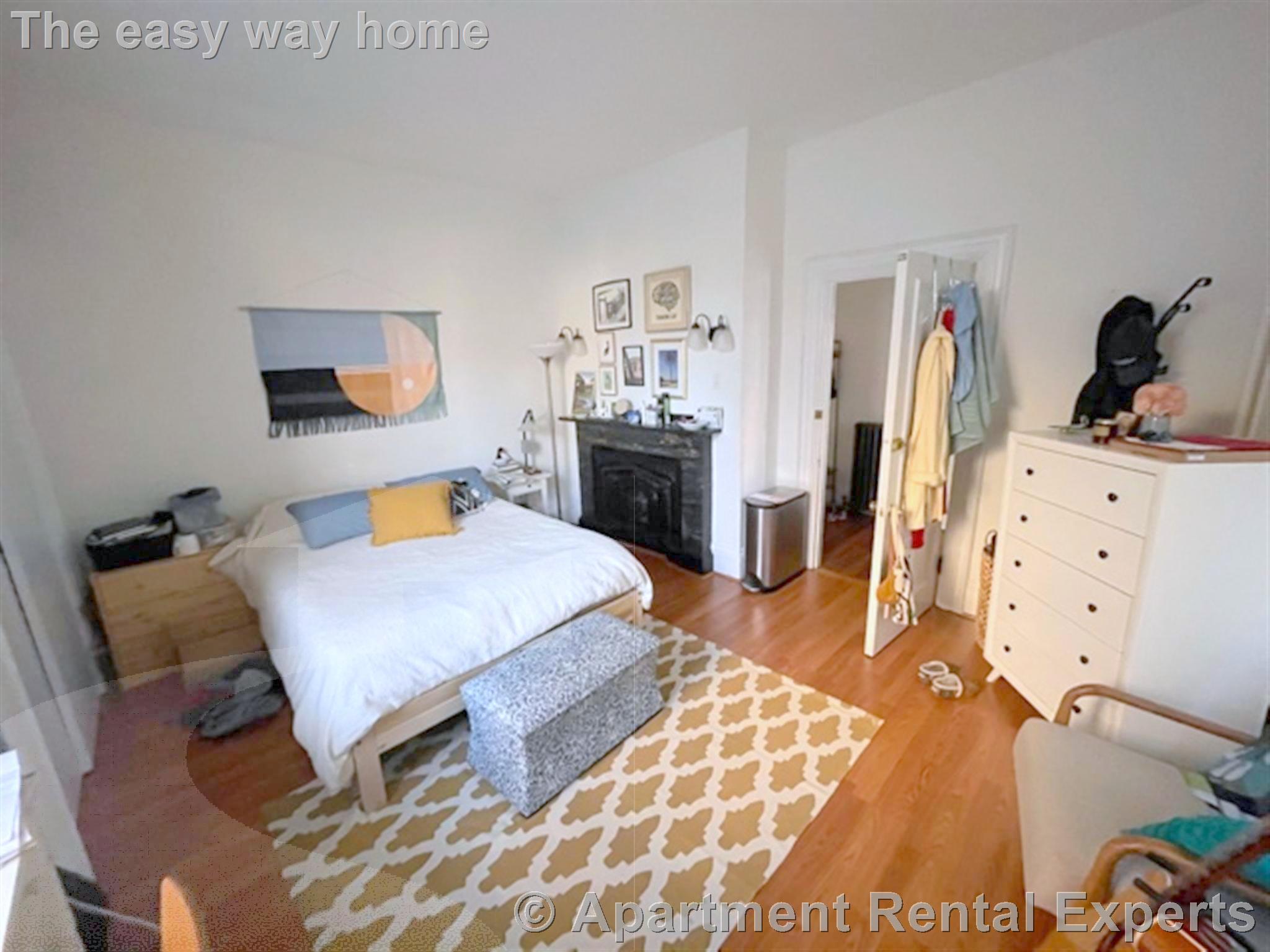 18 Grand View Ave, Prospect Hill