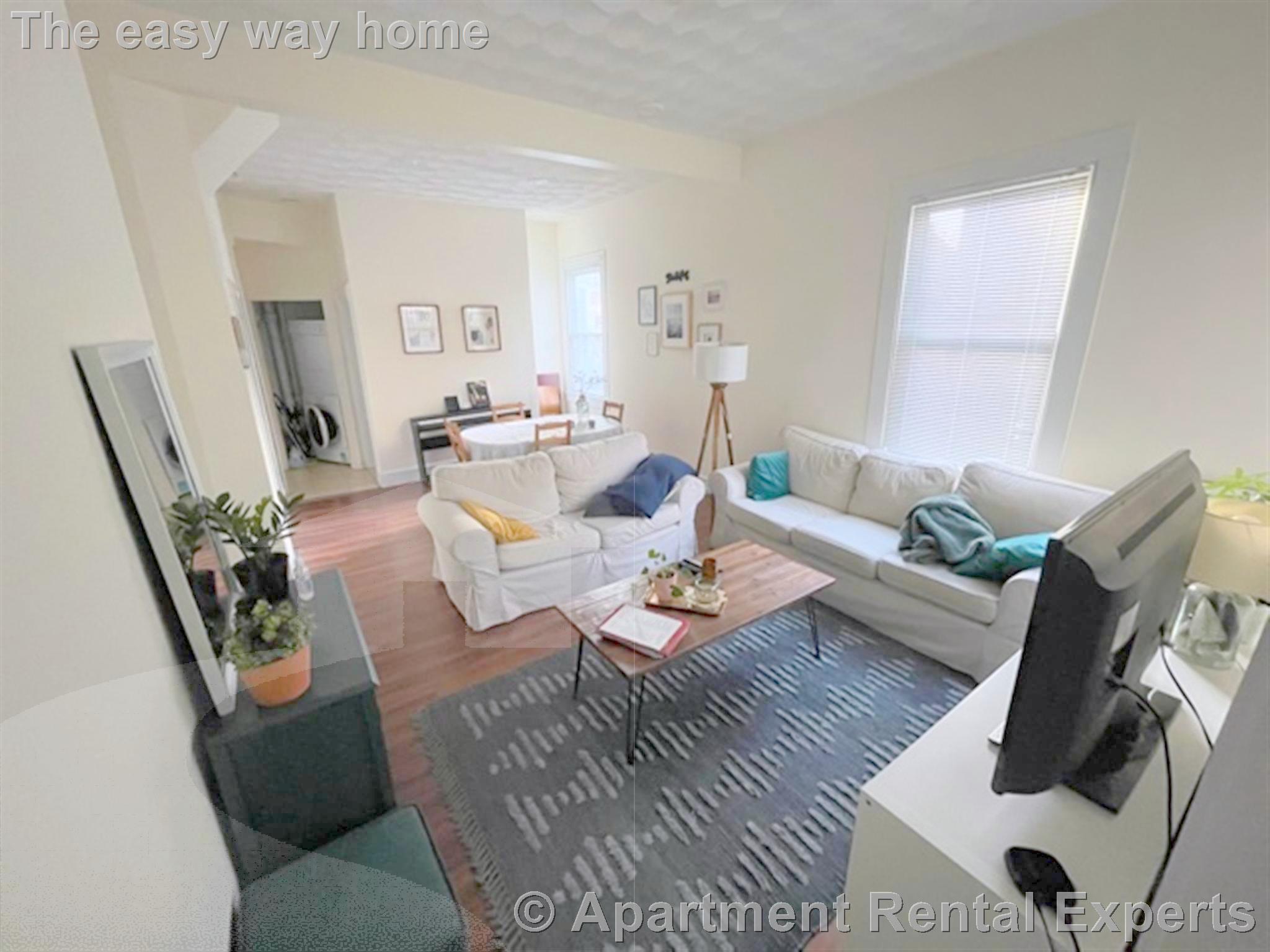 18 Grand View Ave, Prospect Hill