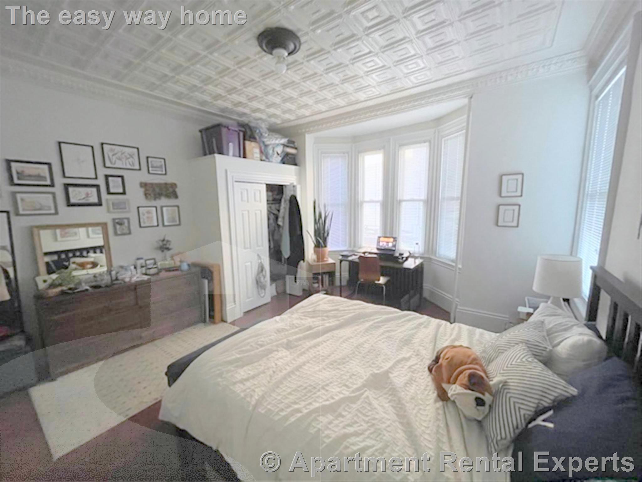 18 Grand View Ave, Prospect Hill