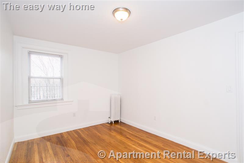 107 Summer St, Malden Center