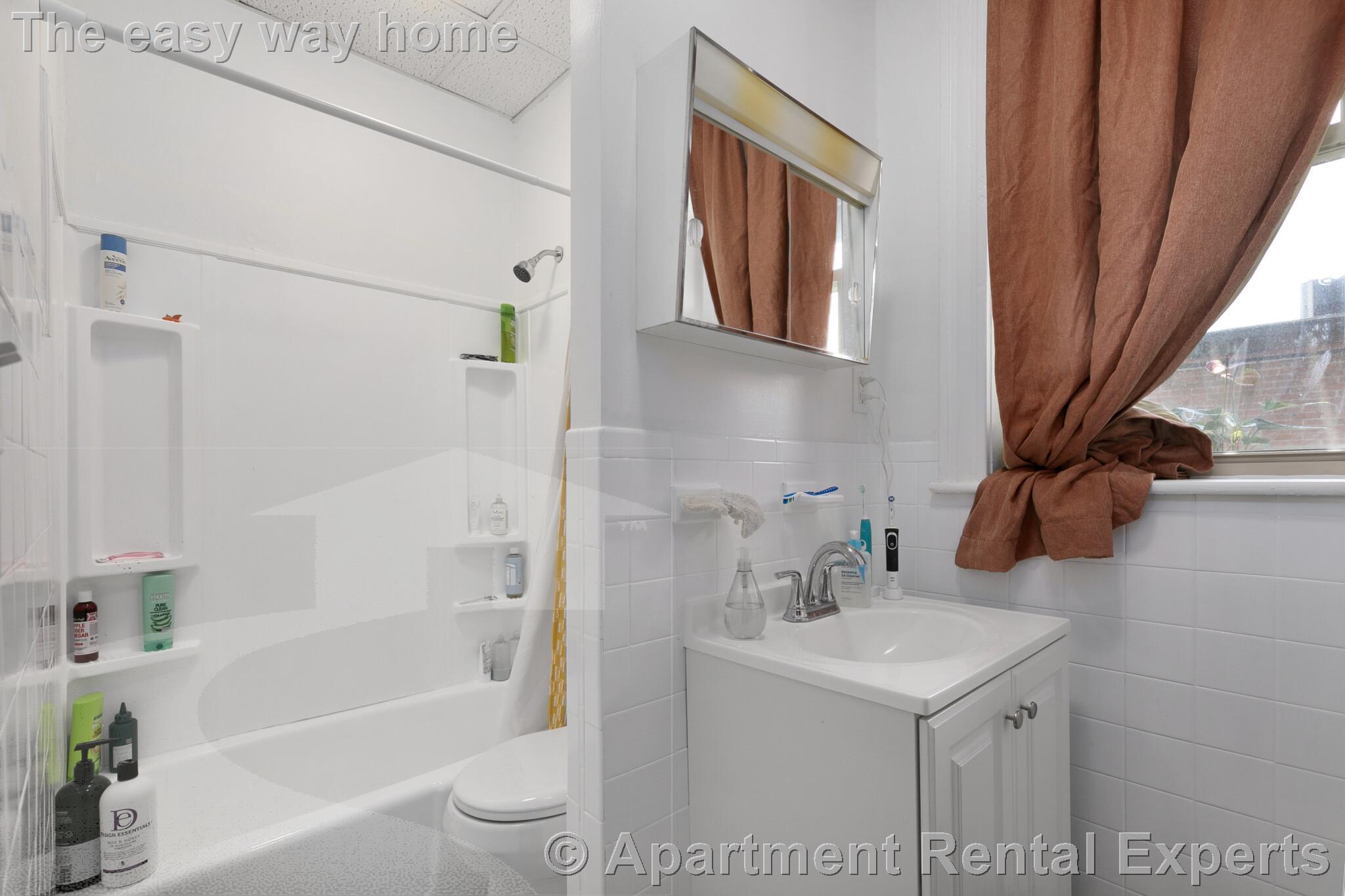 7 Woodbridge St, Davis Square