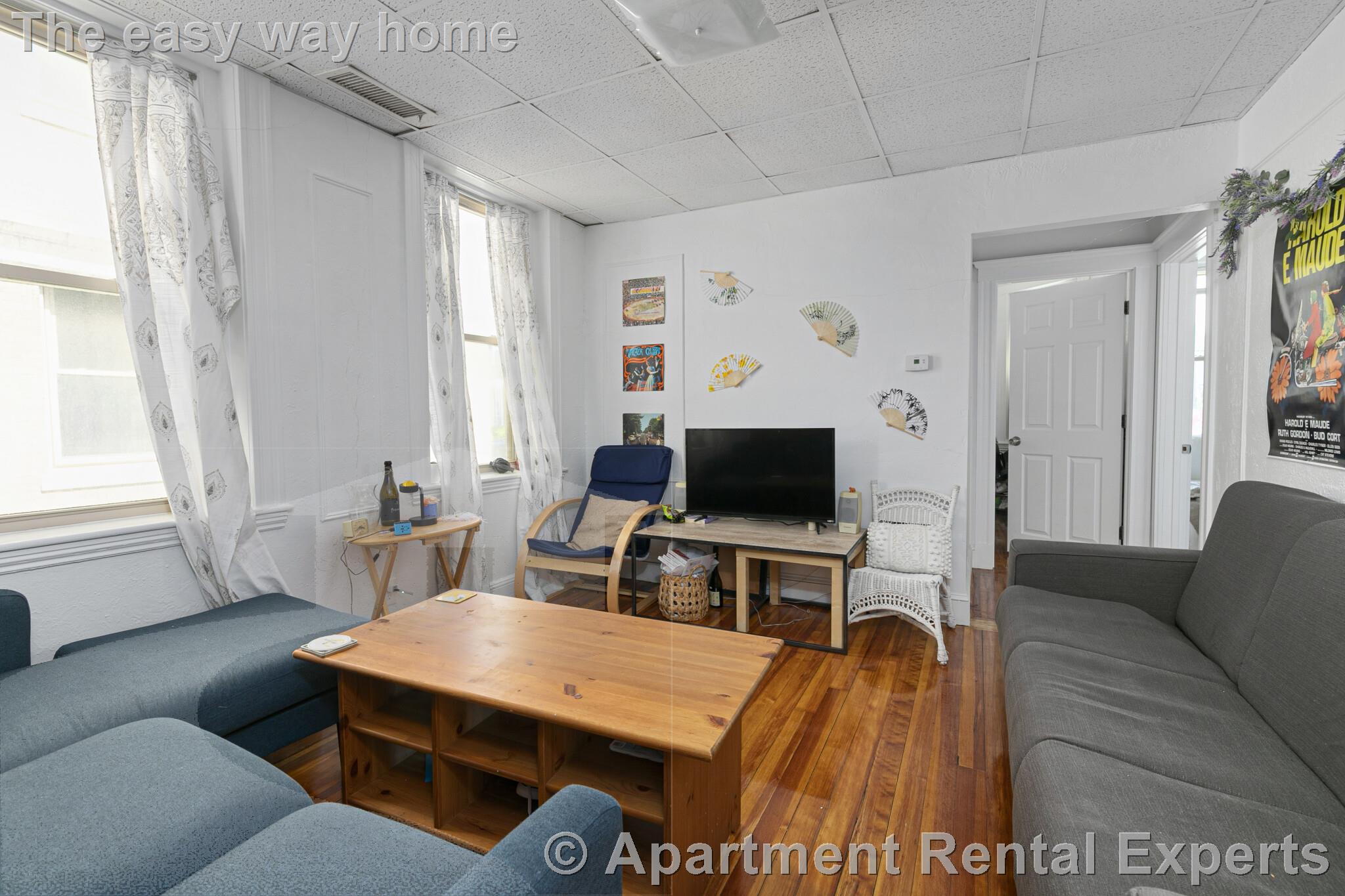 7 Woodbridge St, Davis Square