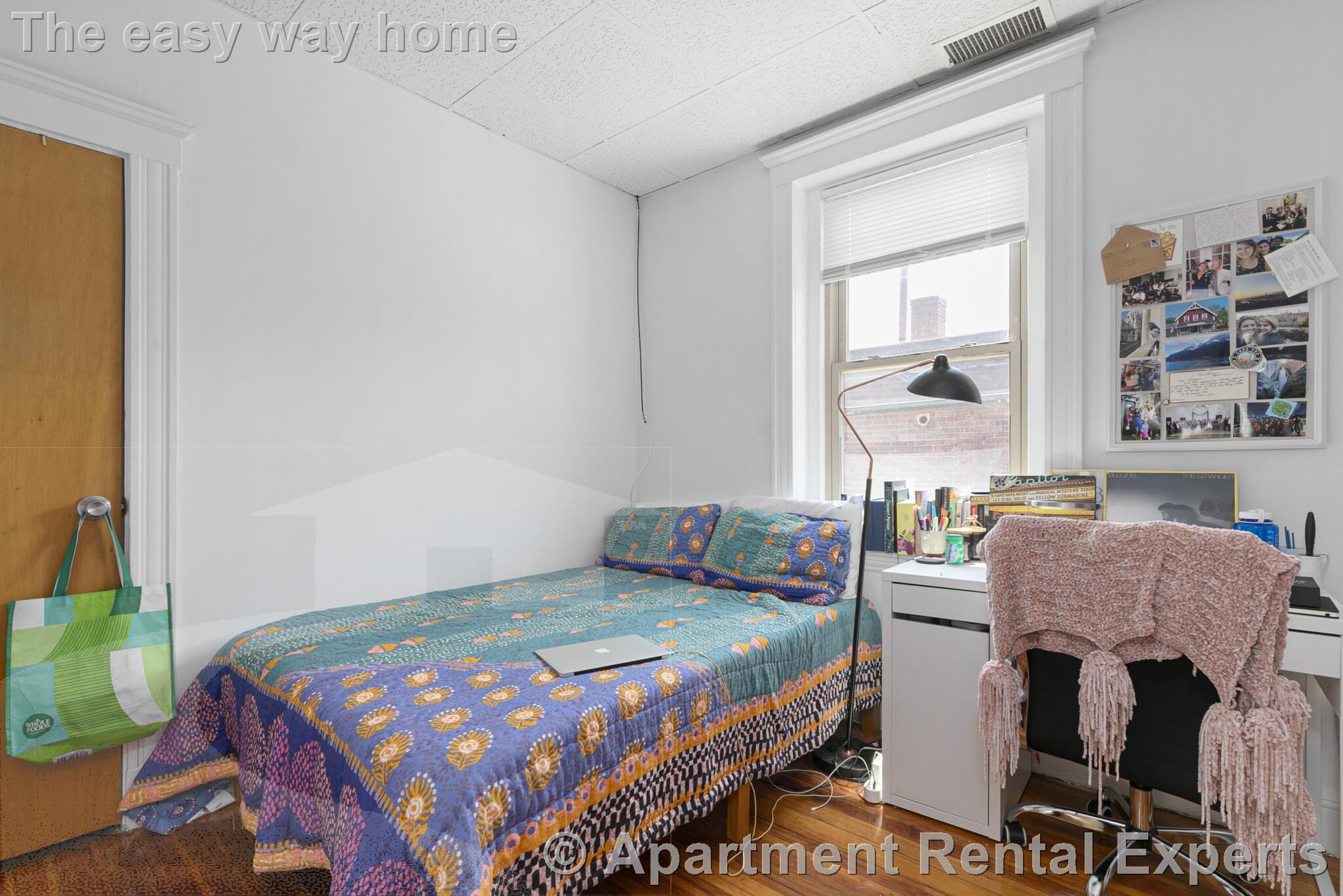 7 Woodbridge St, Davis Square