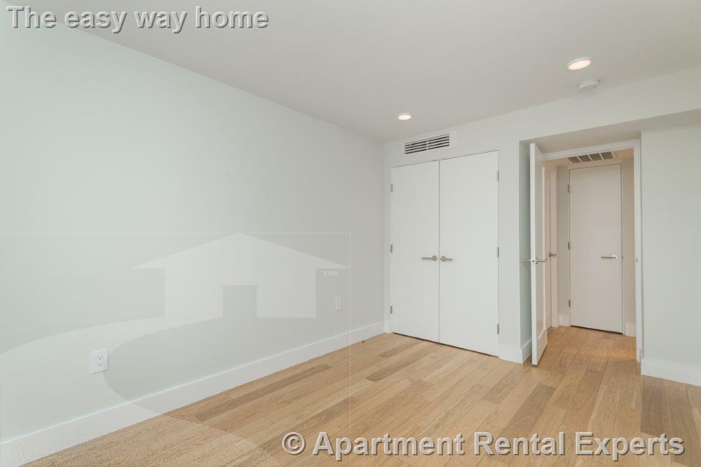 334 Harvard St, Harvard Square