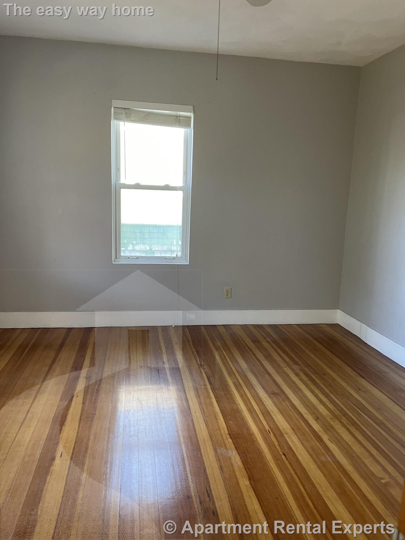 12 Barton St, Teele Square