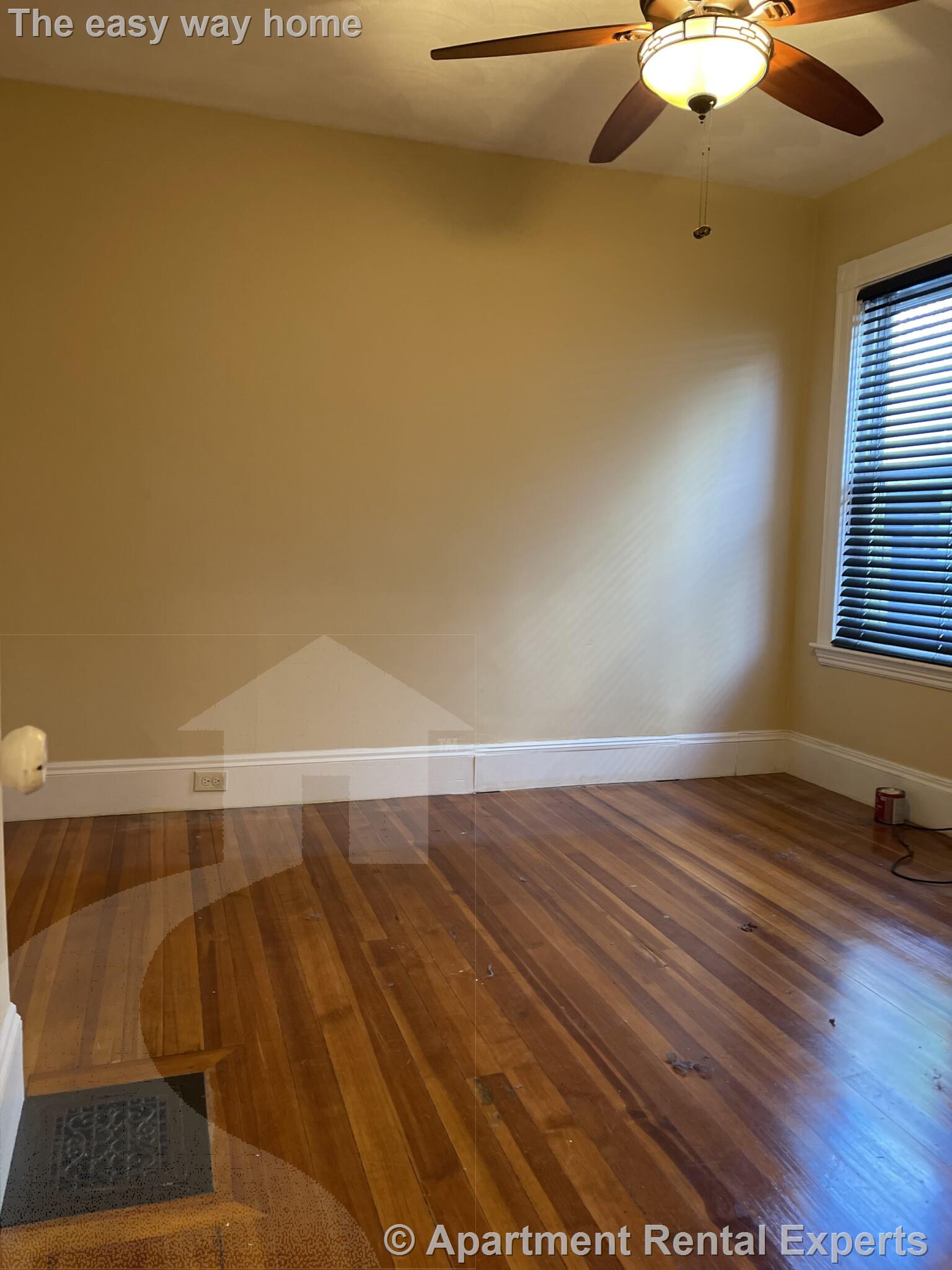 12 Barton St, Teele Square