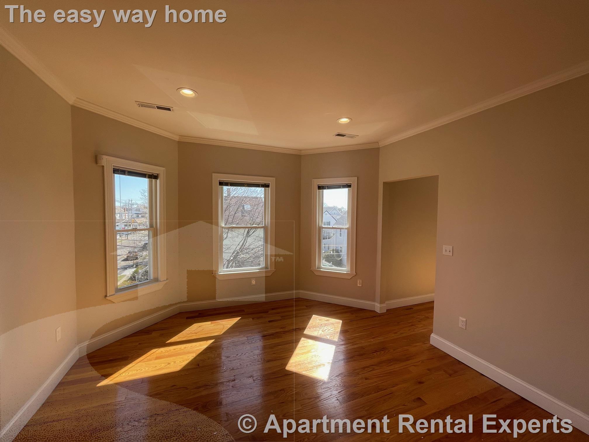 68 Grant Ave, Medford Square