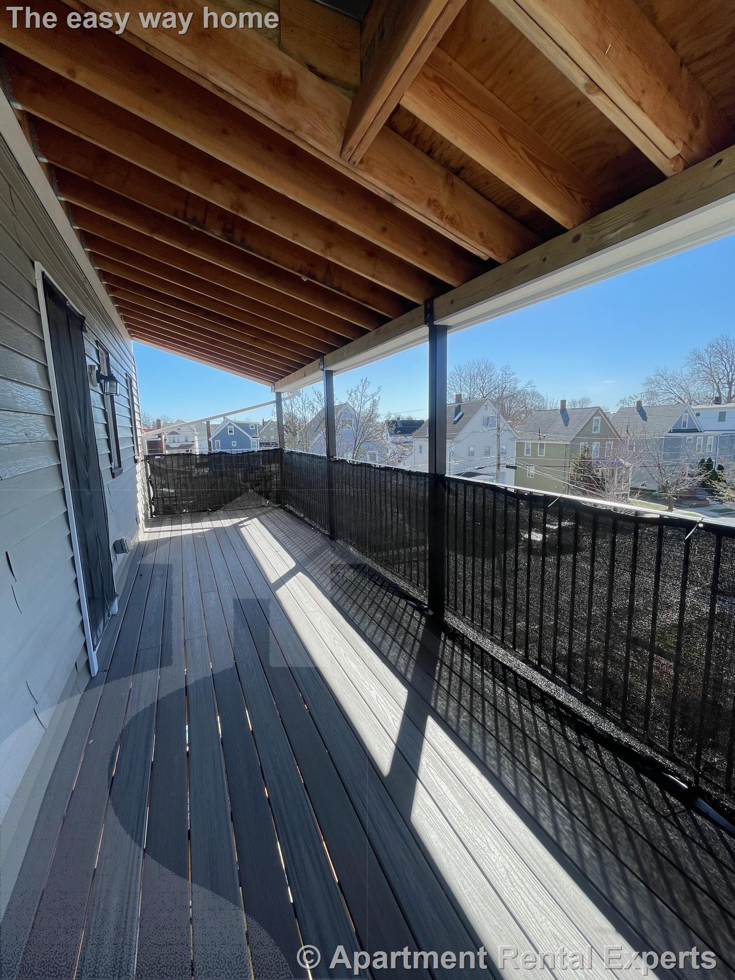 68 Grant Ave, Medford Square