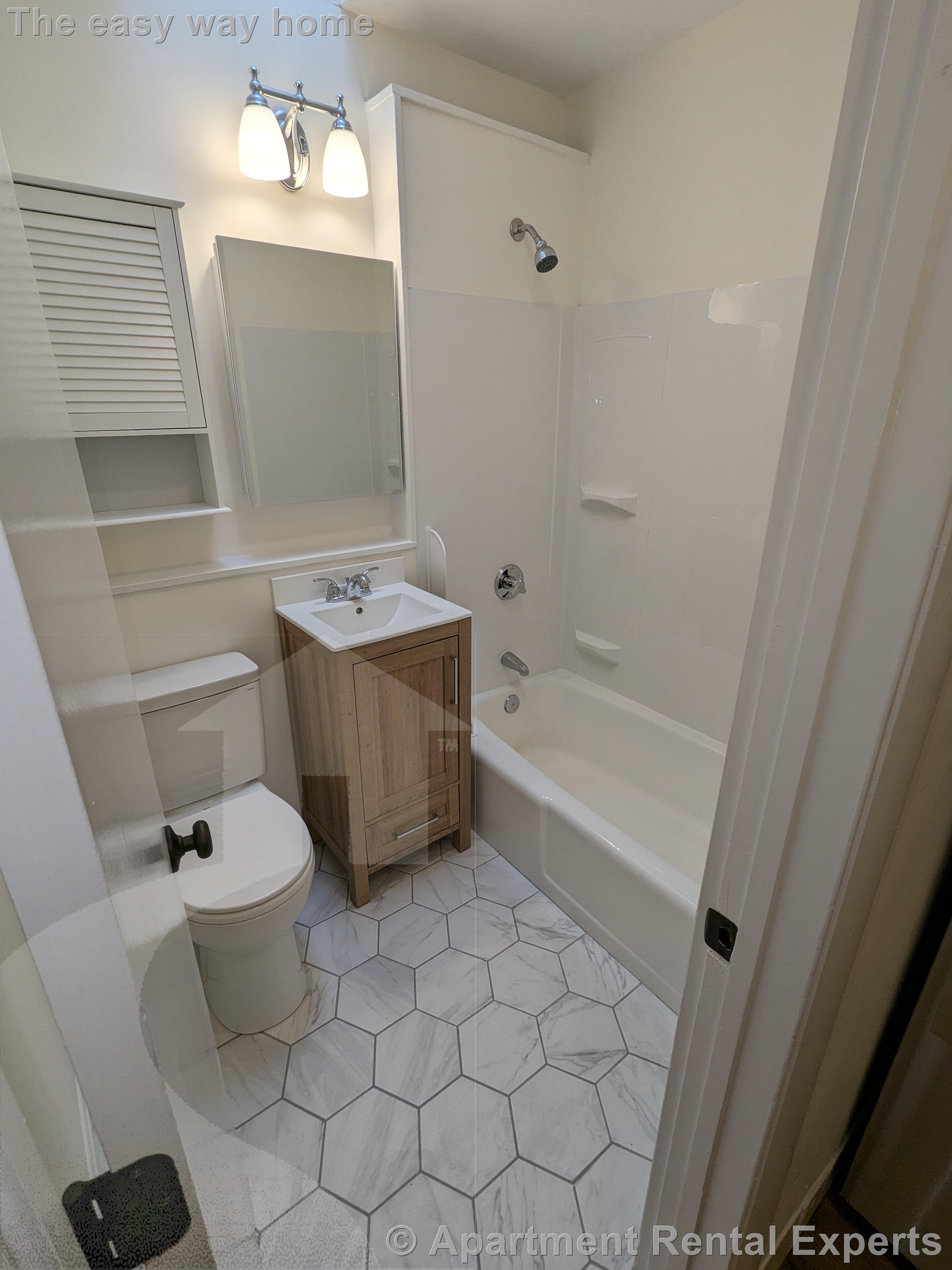 96 Spring St, Medford Square