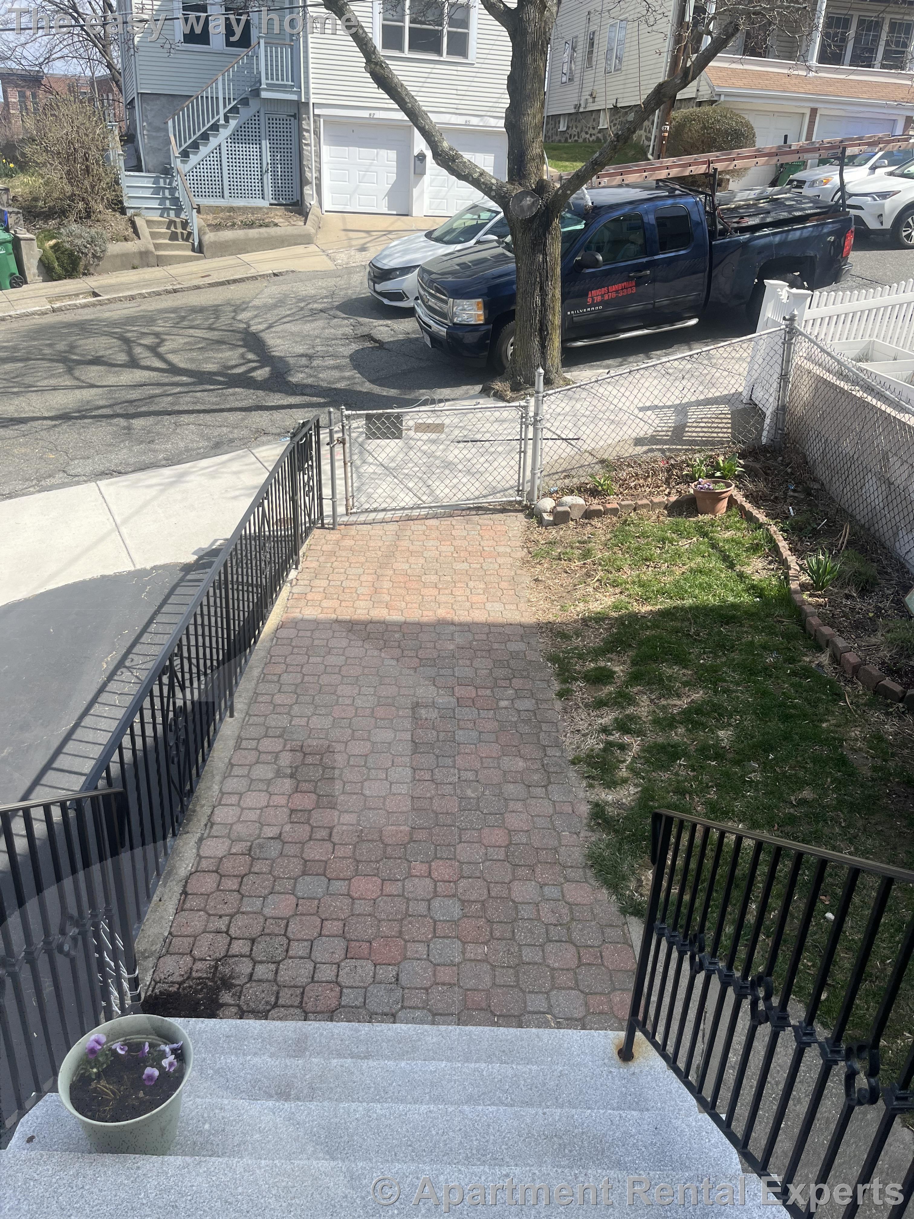 88 Edward St, Magoun Square