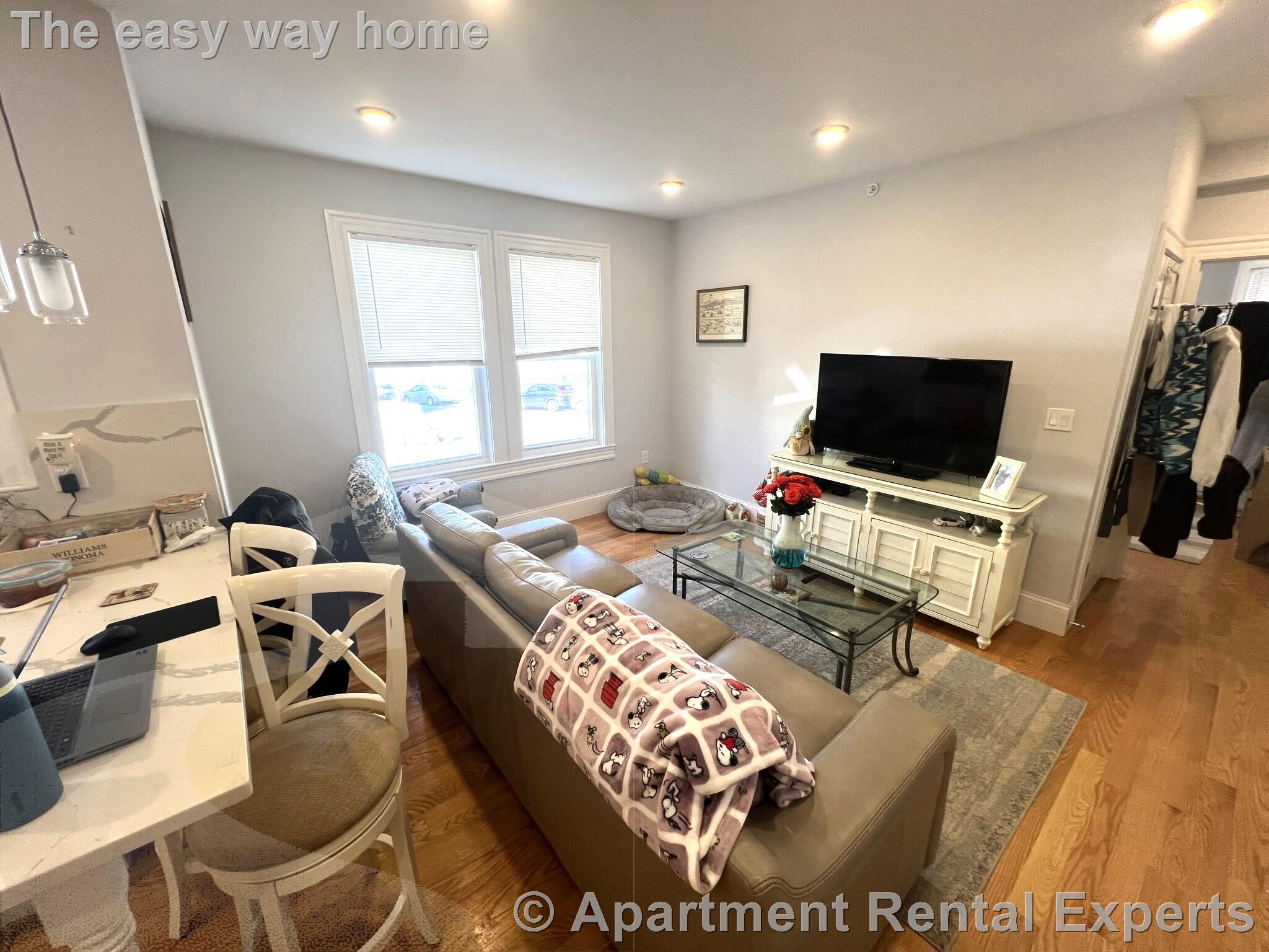 73 Winchester St, Ball Square