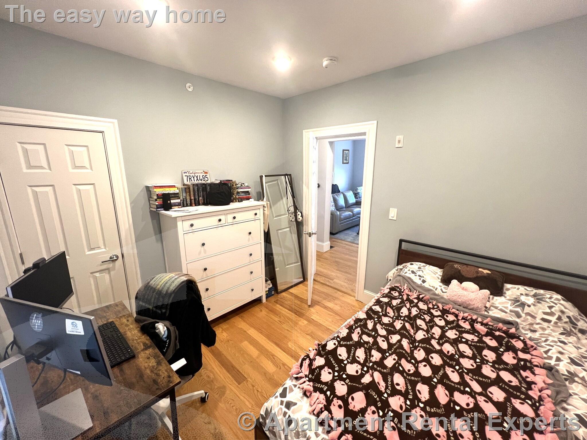 73 Winchester St, Ball Square