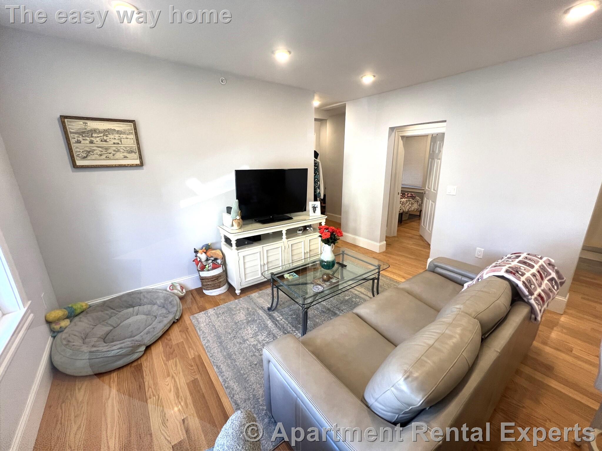 73 Winchester St, Ball Square