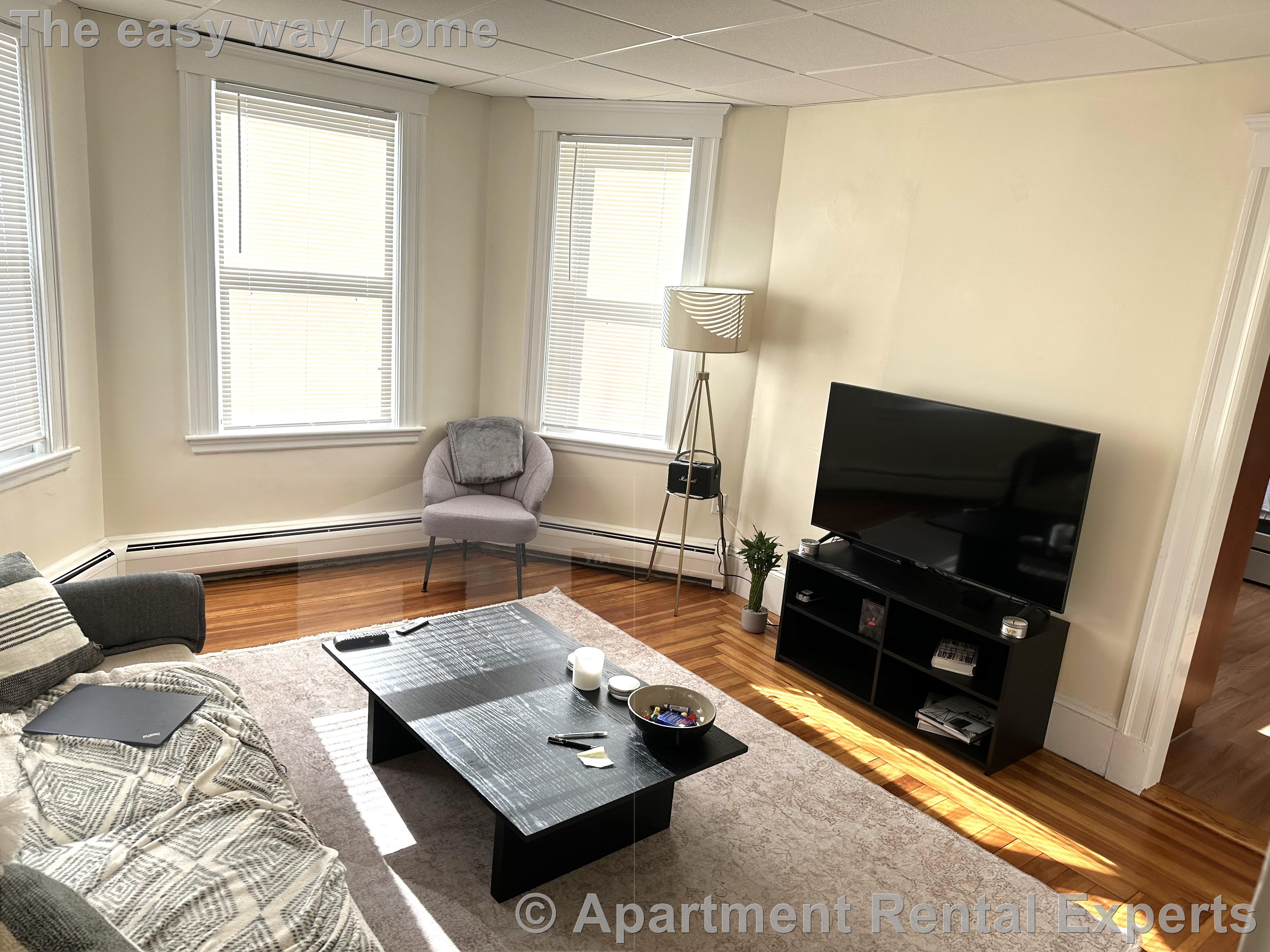 110 Thurston St, Winter Hill