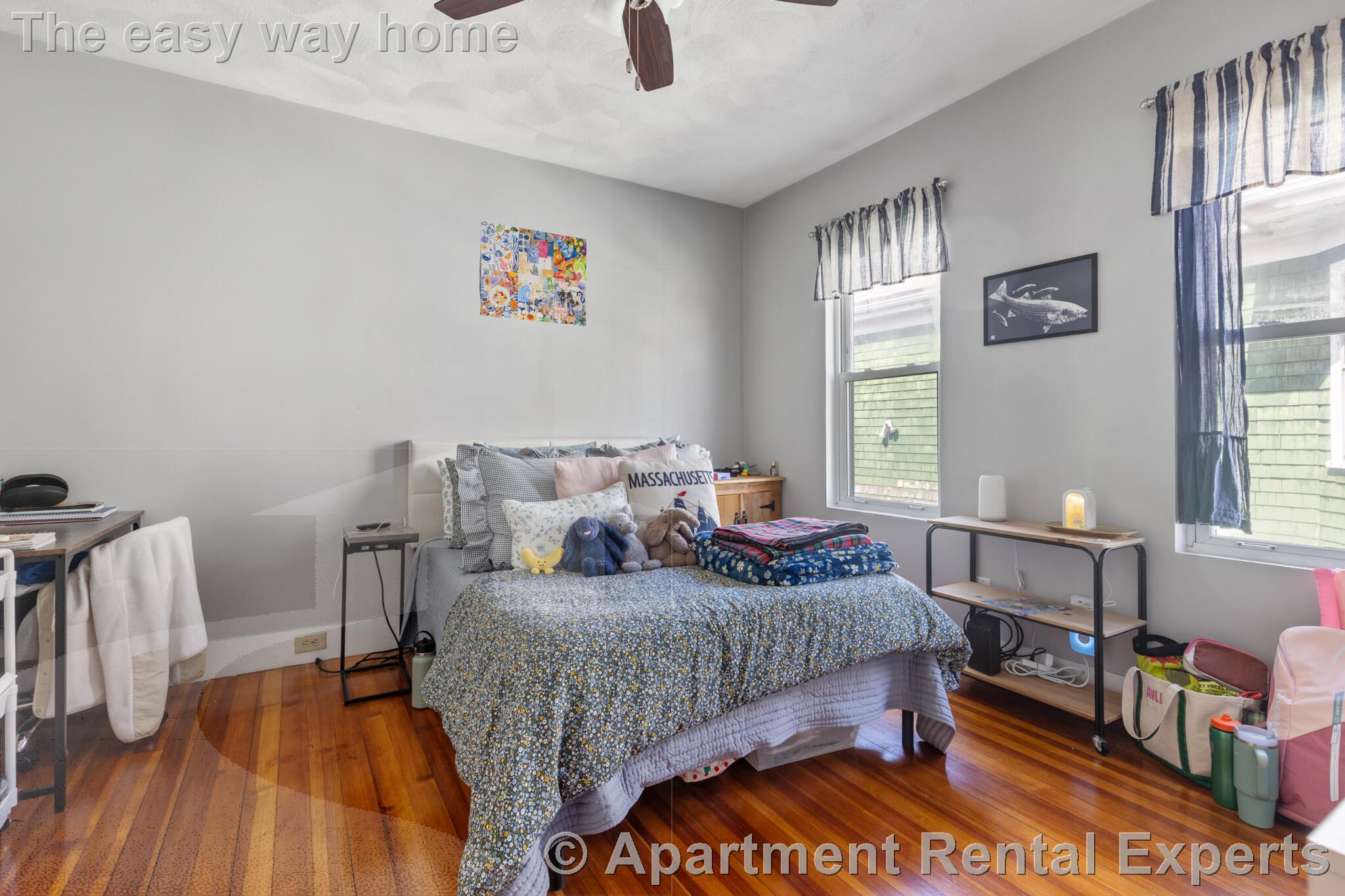 14 Barton St, Teele Square