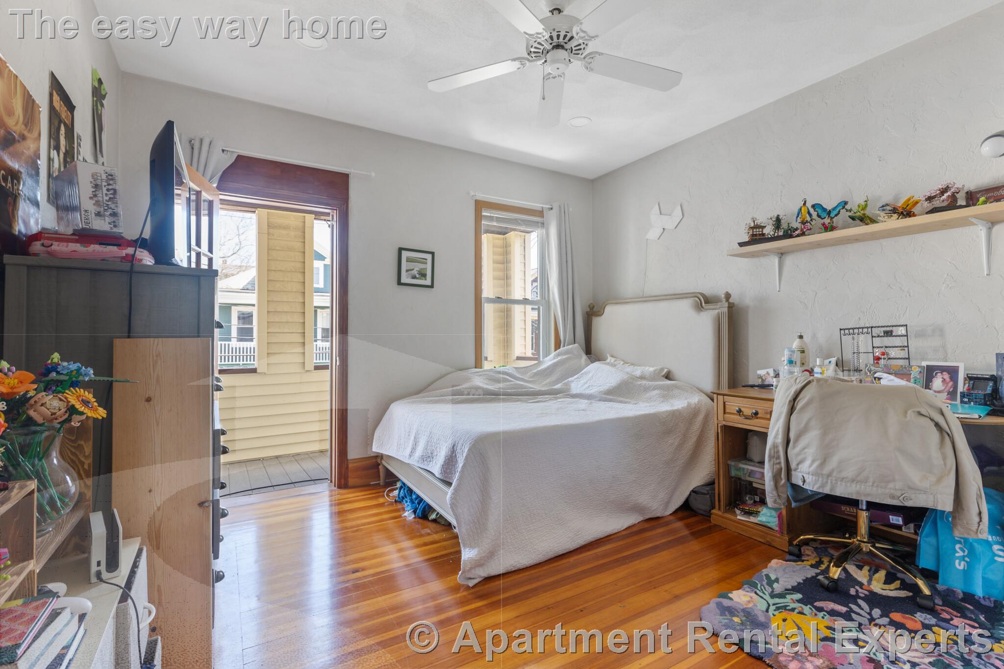 14 Barton St, Teele Square