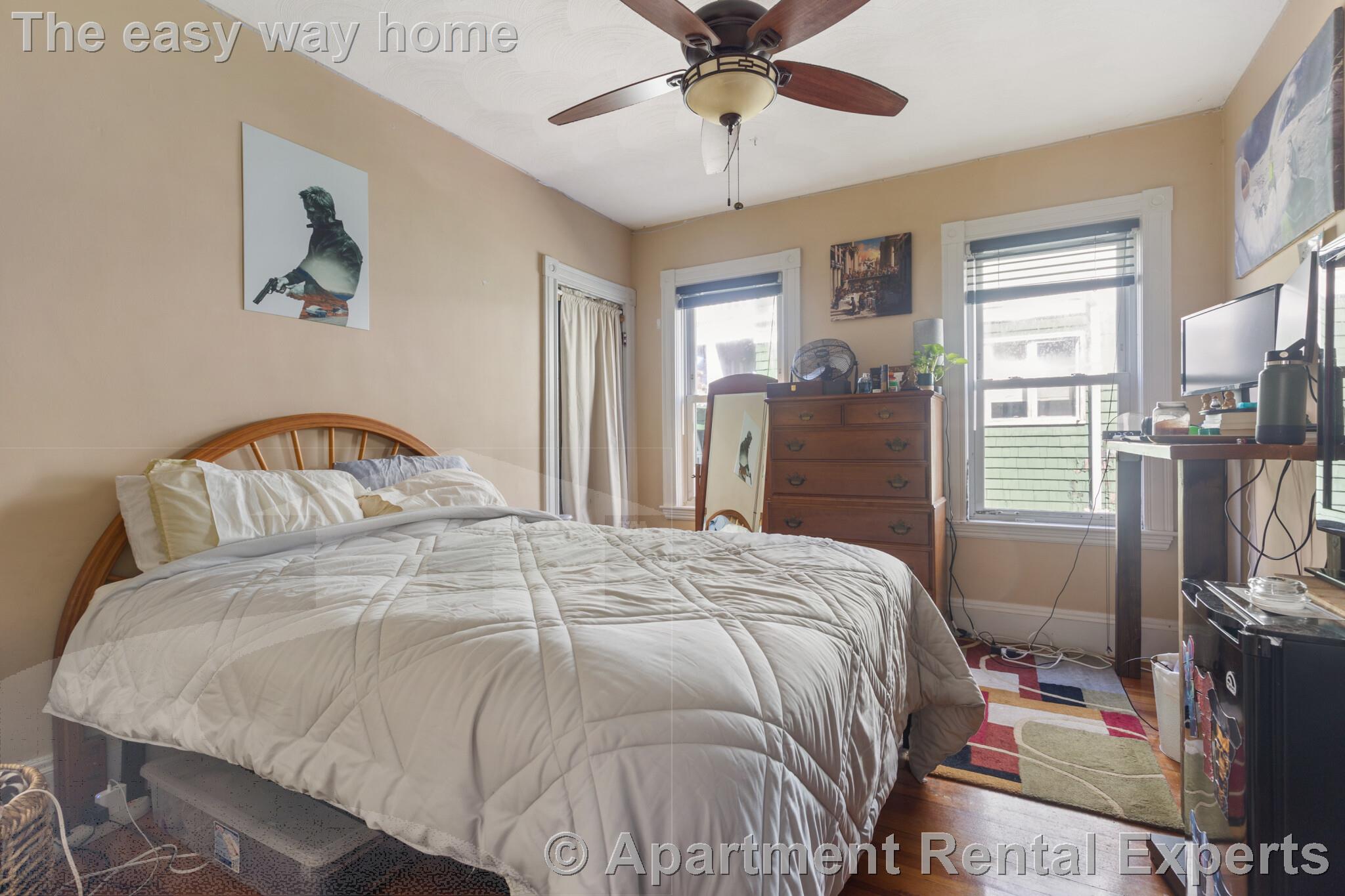 14 Barton St, Teele Square