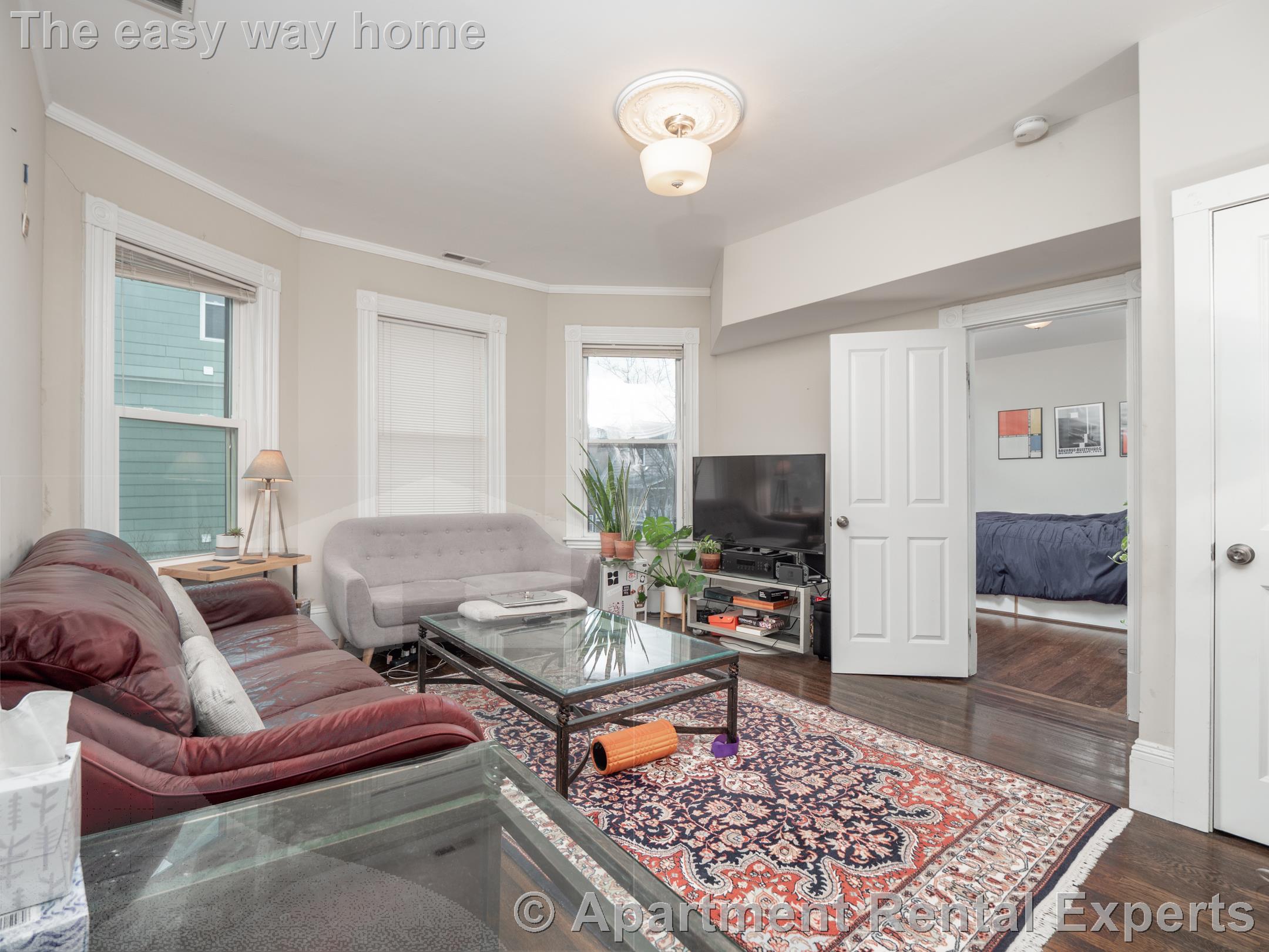 26 Willow Ave, Davis Square