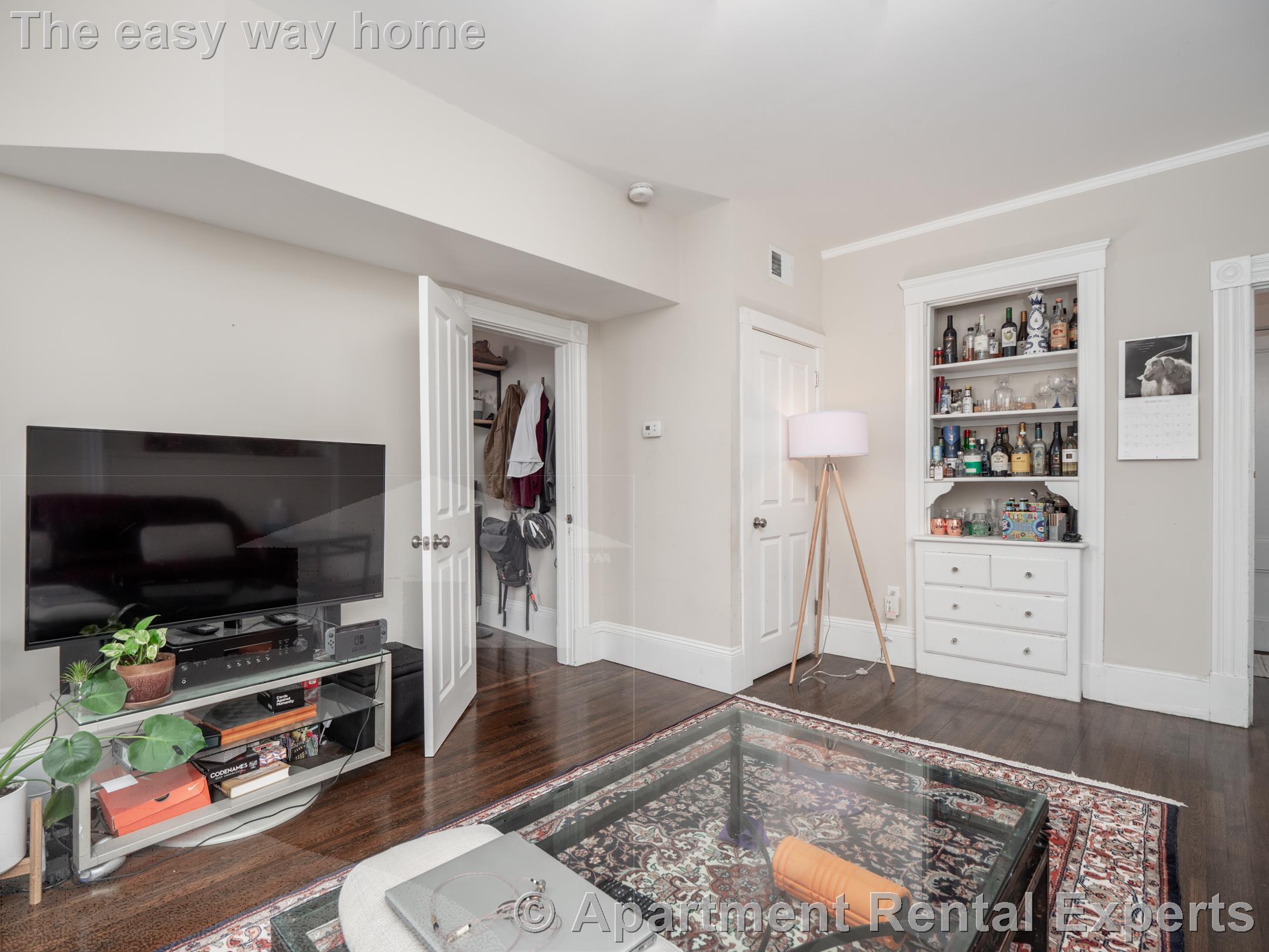 26 Willow Ave, Davis Square