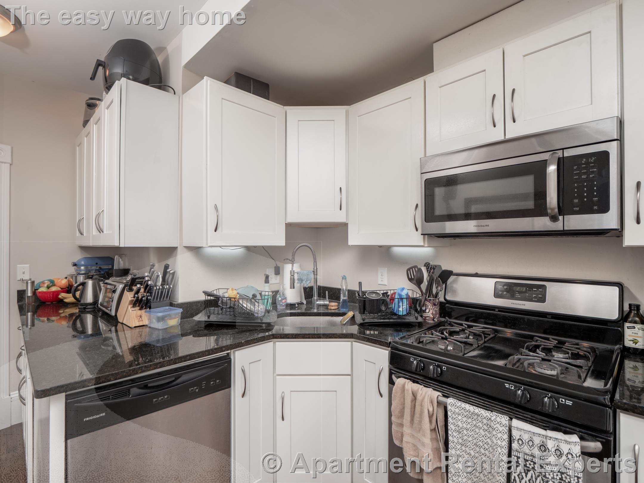 26 Willow Ave, Davis Square