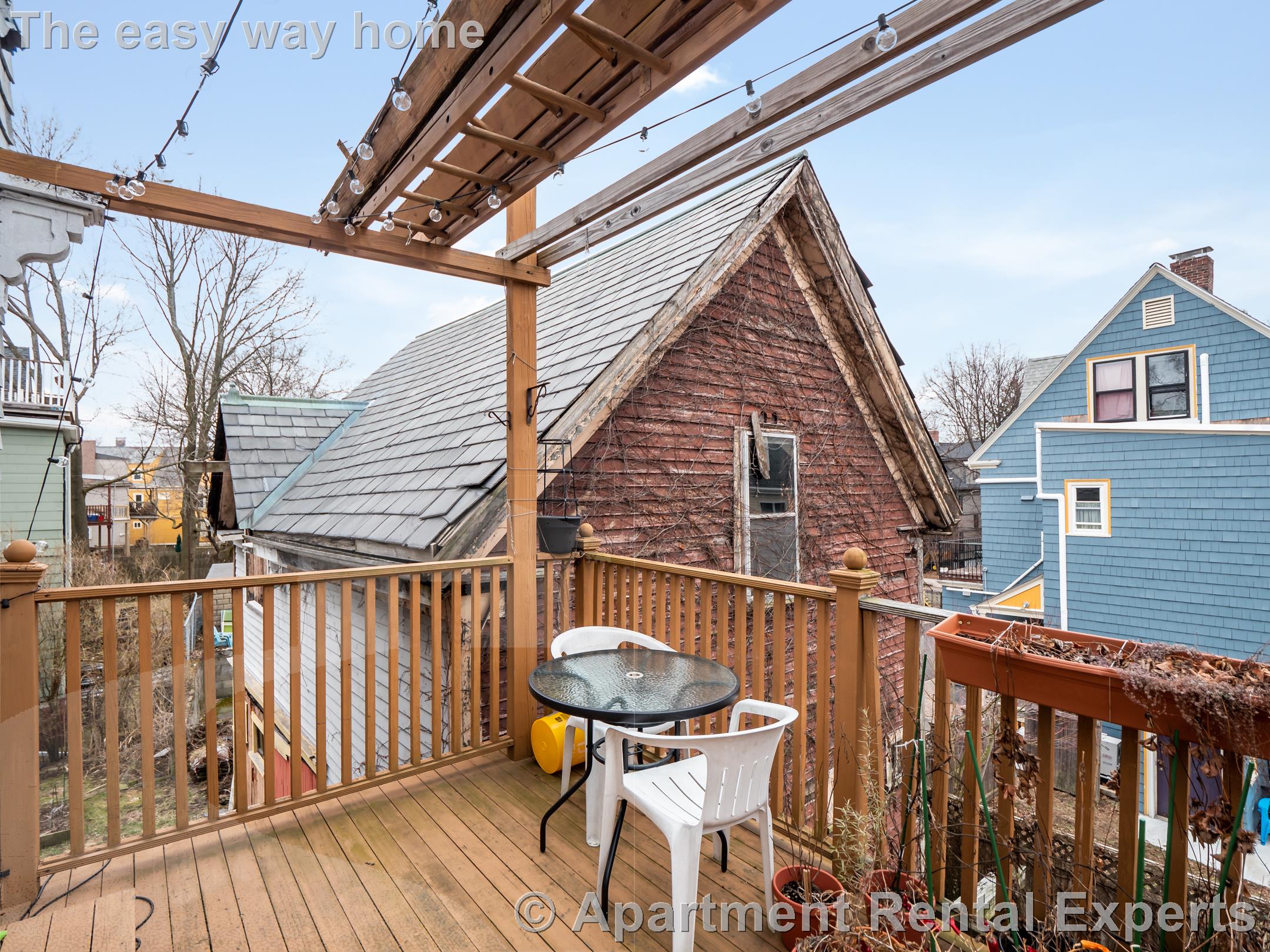 26 Willow Ave, Davis Square