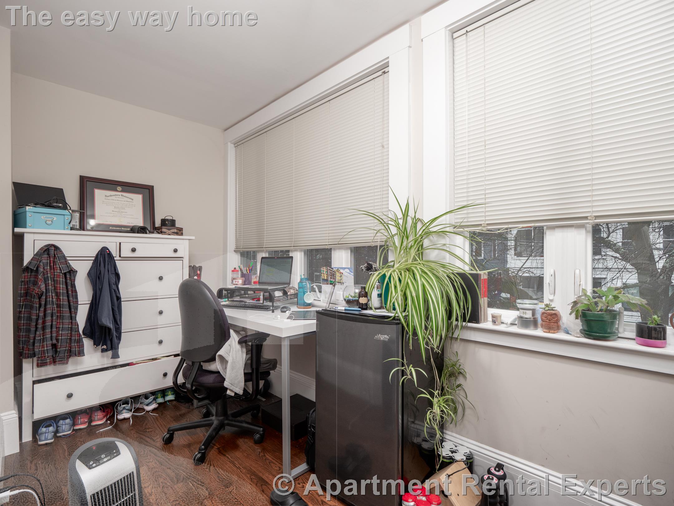 26 Willow Ave, Davis Square