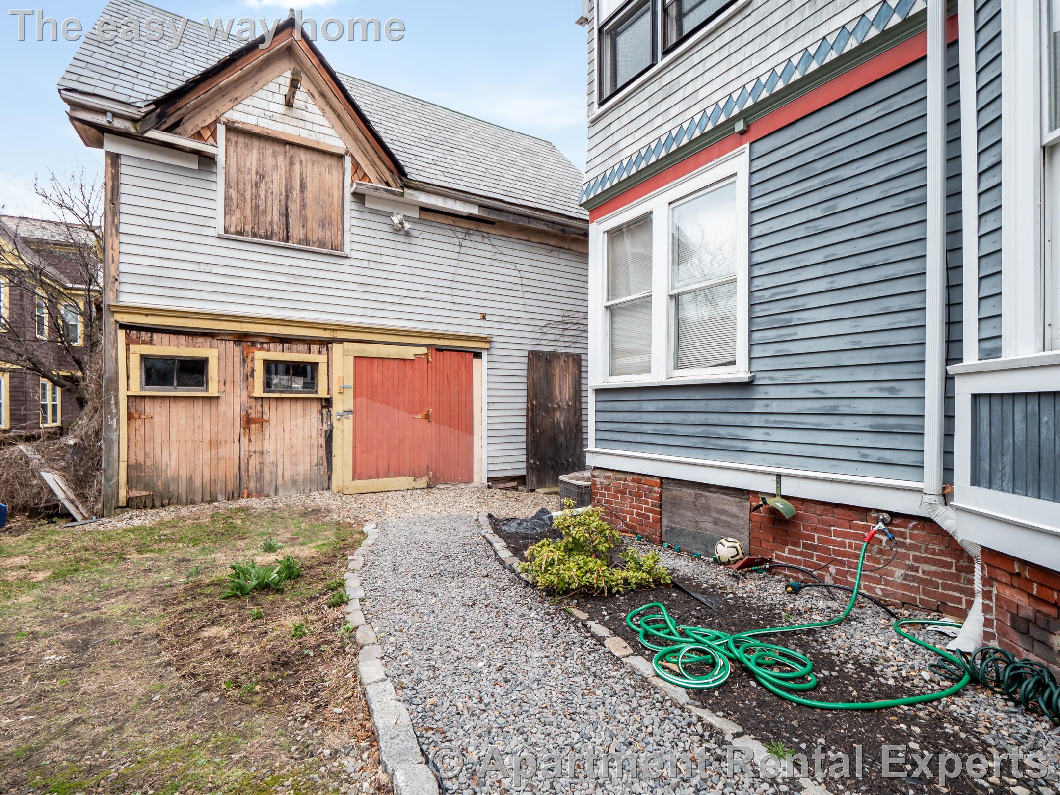 26 Willow Ave, Davis Square