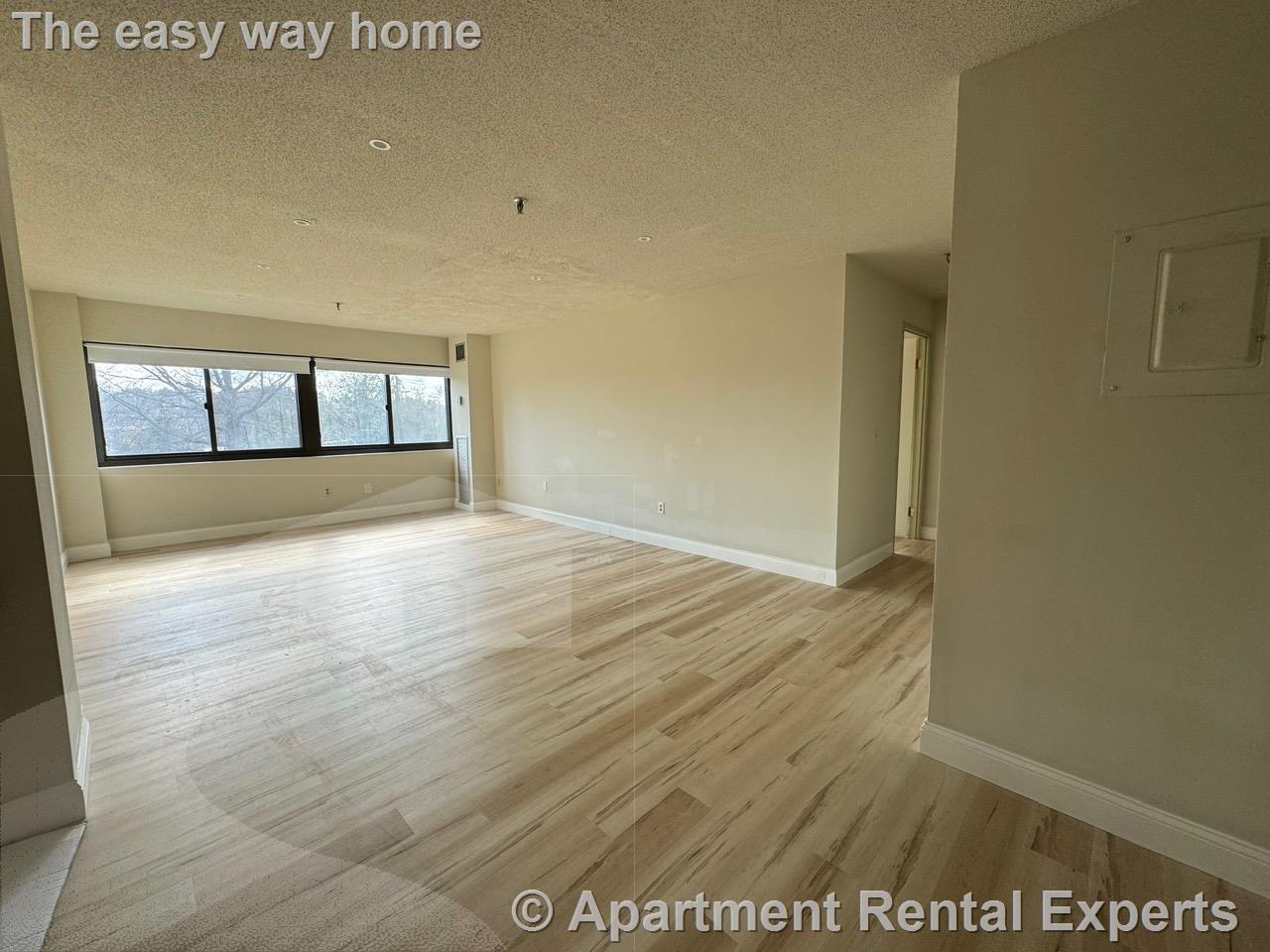 95 Audubon Rd, Wakefield