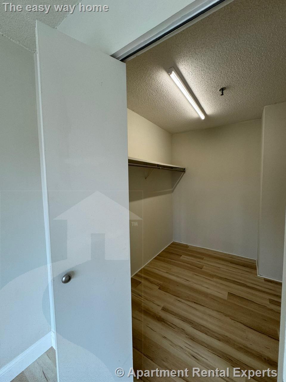 95 Audubon Rd, Wakefield