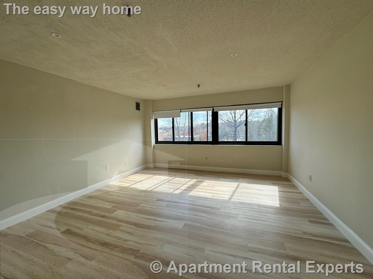 95 Audubon Rd, Wakefield