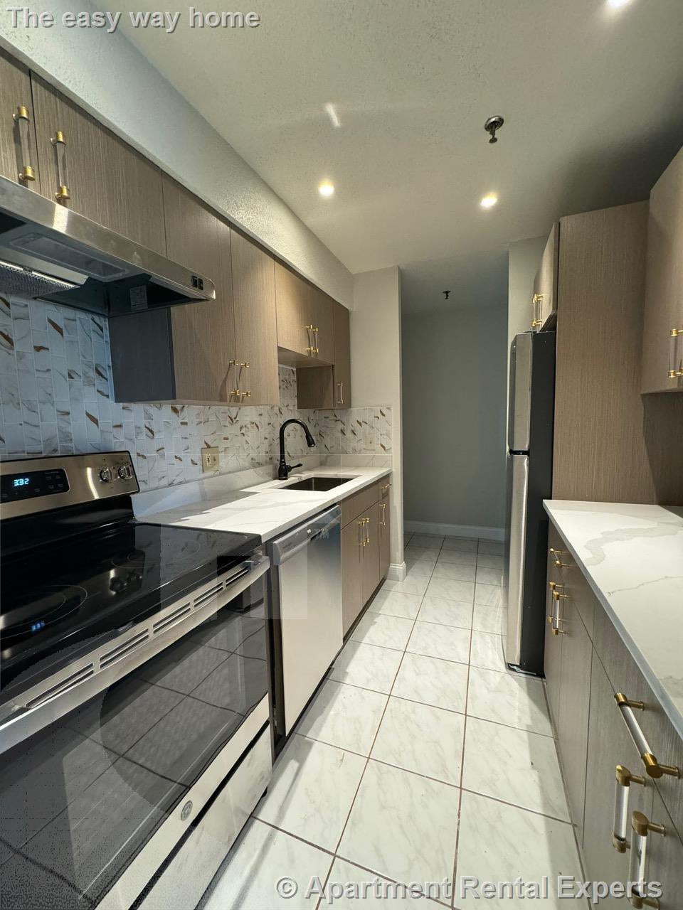 95 Audubon Rd, Wakefield