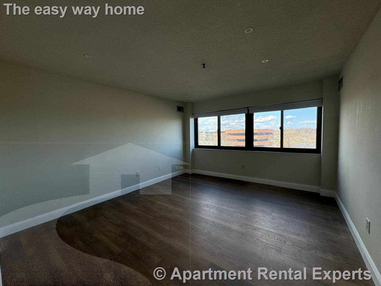 95 Audubon Rd, Wakefield