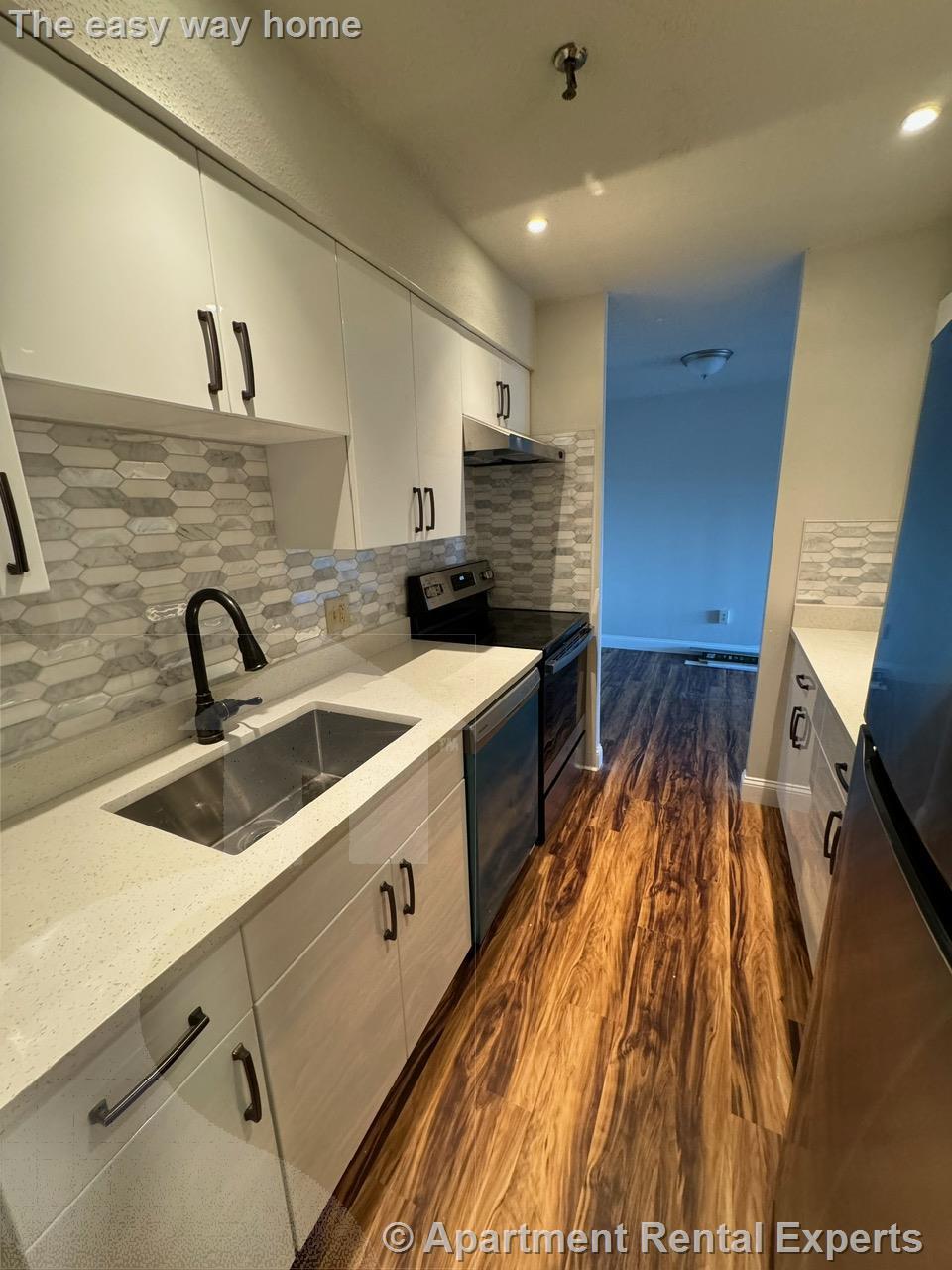 95 Audubon Rd, Wakefield