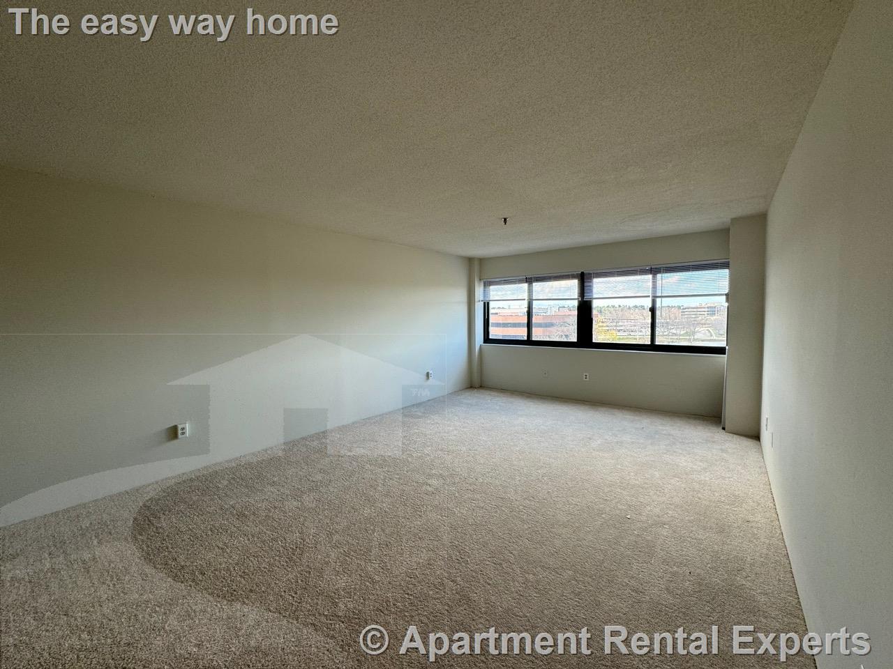 95 Audubon Rd, Wakefield