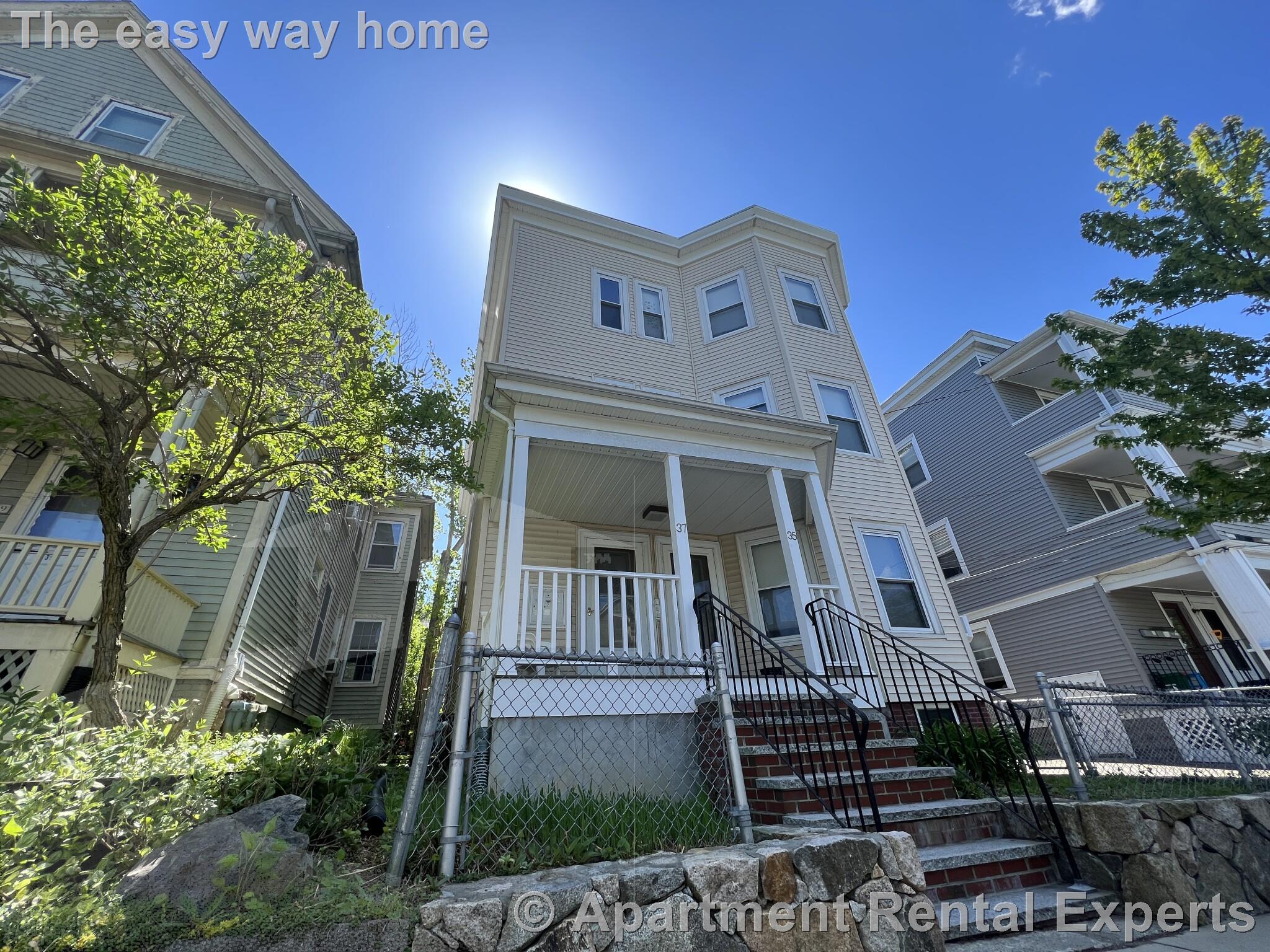 35-37 Hancock St, Porter Square