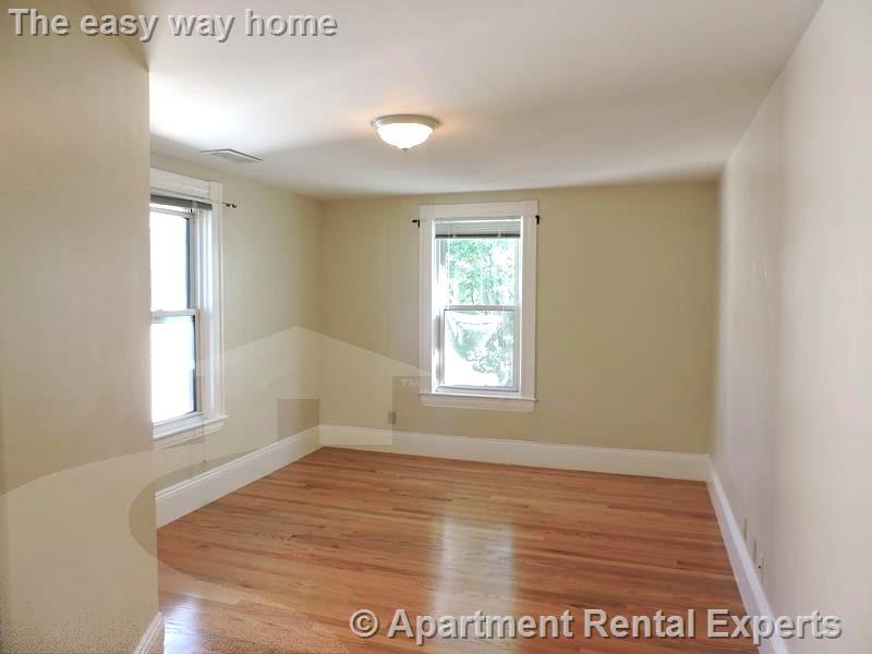 53 Market St, Central Square