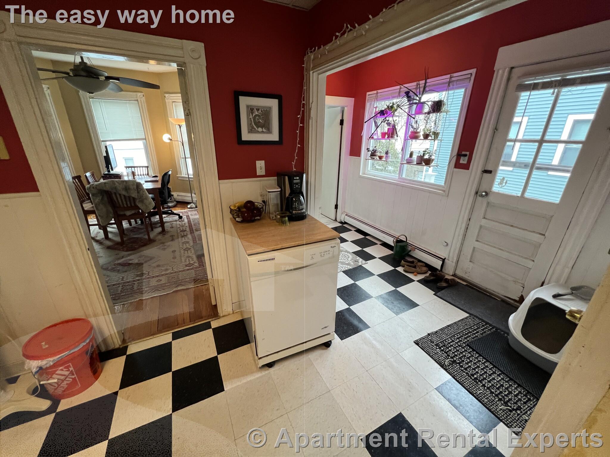 12 Craigie Ter, Porter Square